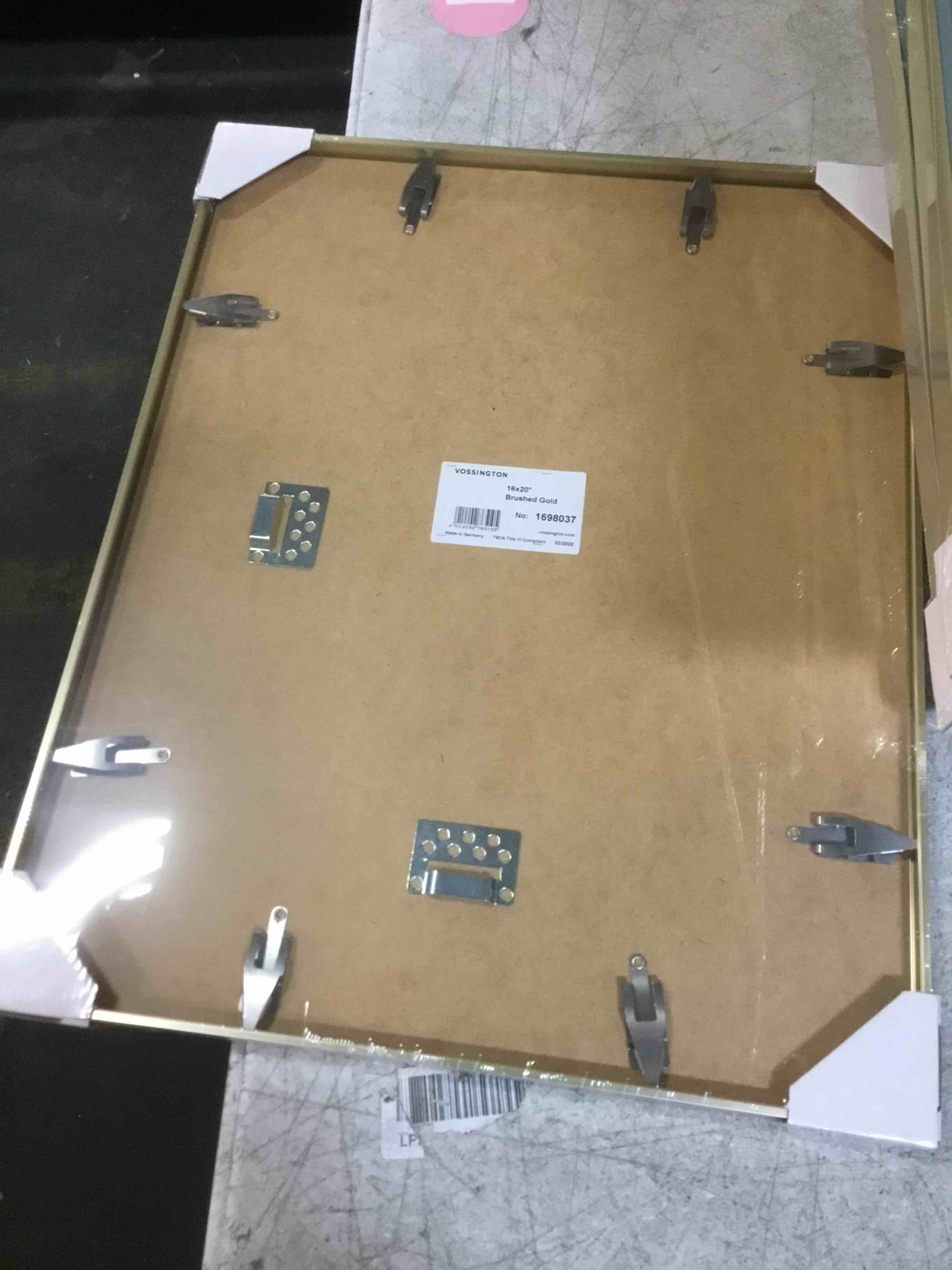 https://s3.amazonaws.com/lotting-images-prod/bidfta/_1736264531948.jpeg