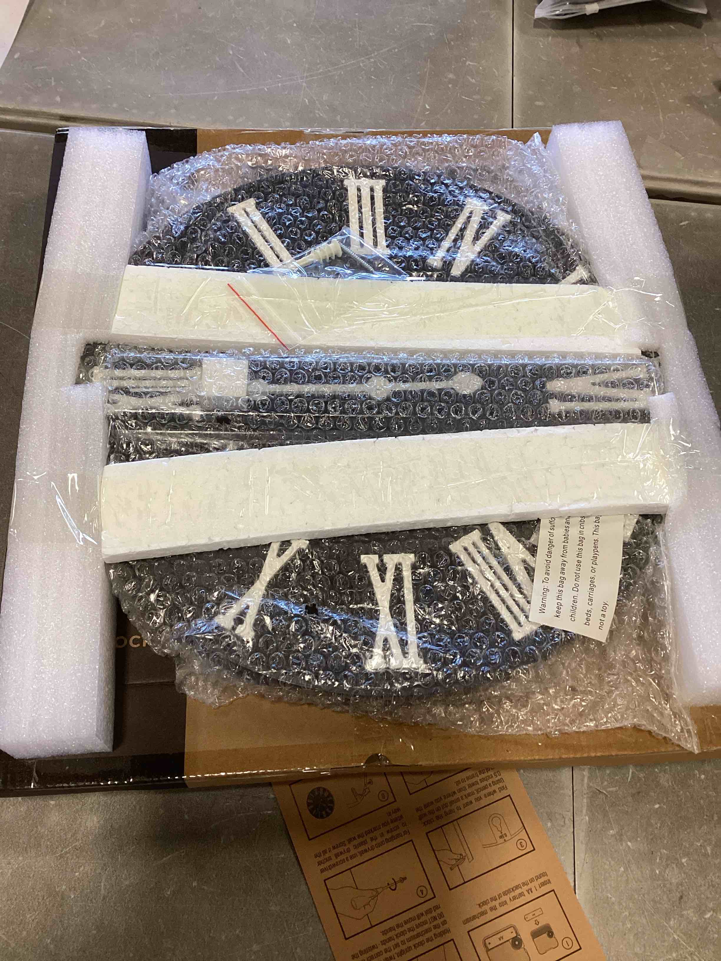 https://s3.amazonaws.com/lotting-images-prod/bidfta/_1736797565798.jpeg