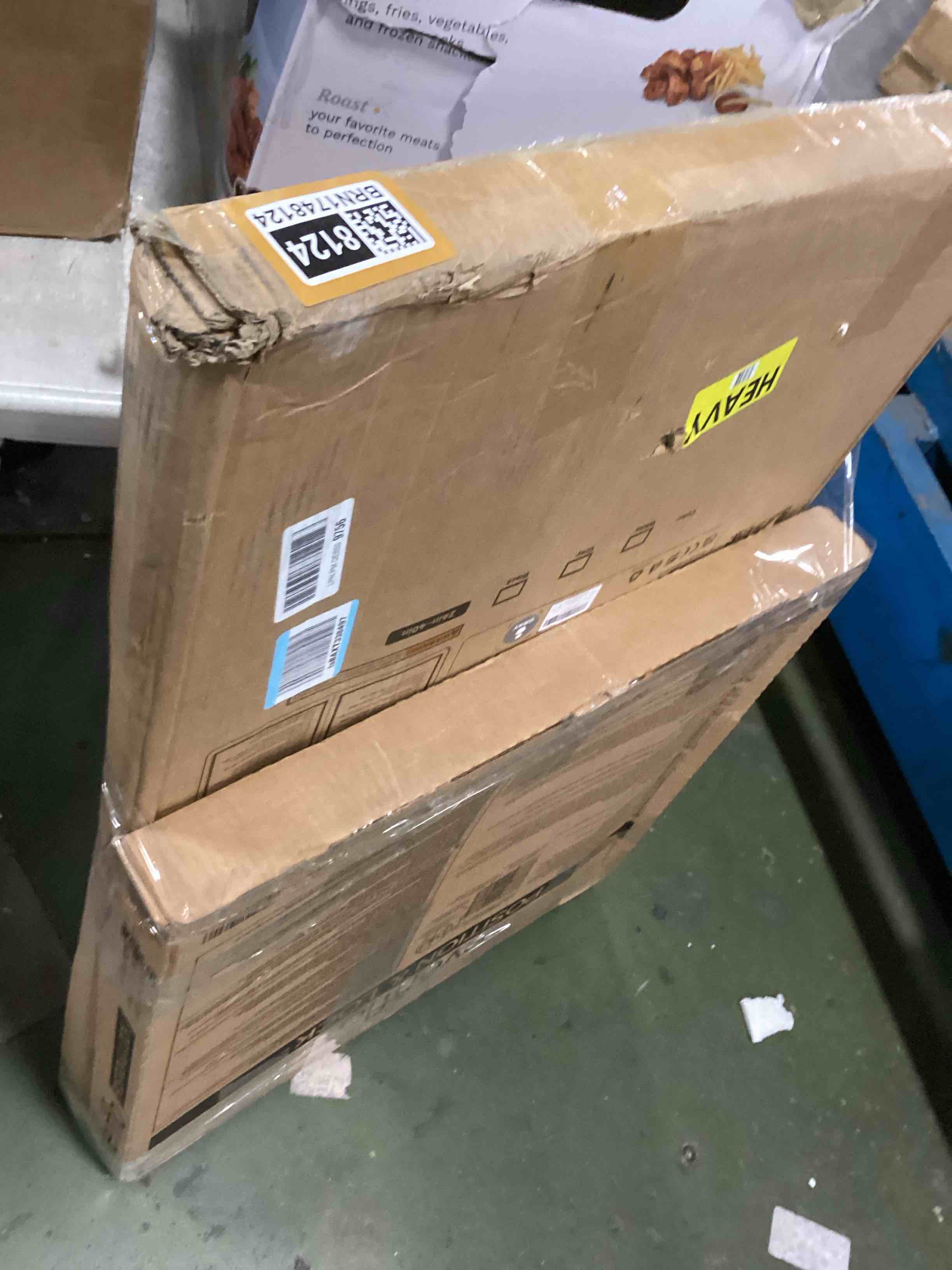 https://s3.amazonaws.com/lotting-images-prod/bidfta/_1737041013351.jpeg