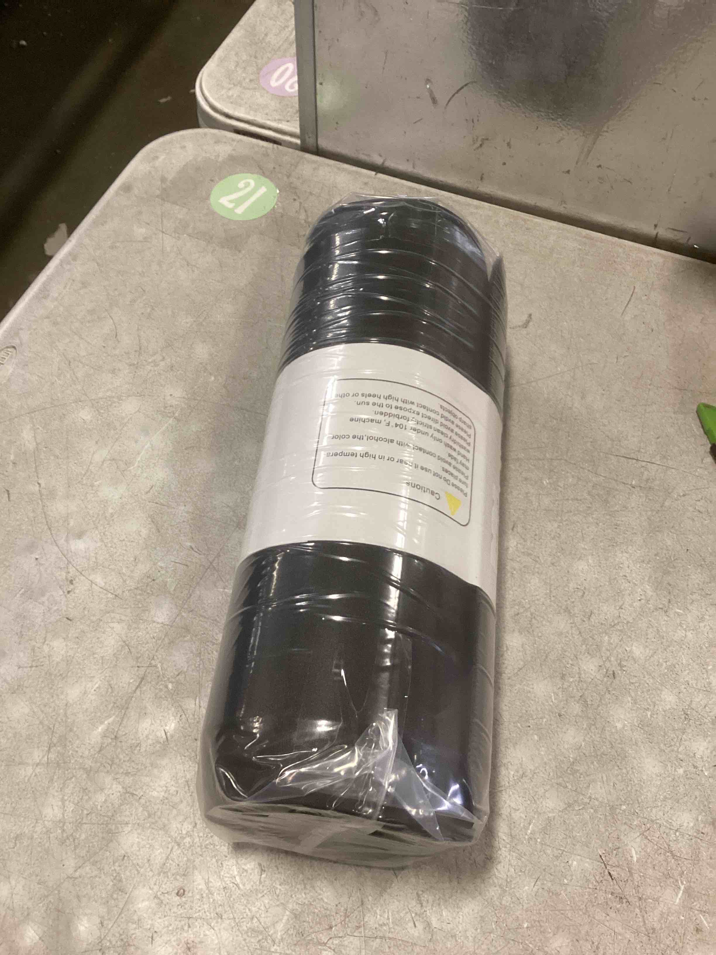 https://s3.amazonaws.com/lotting-images-prod/bidfta/_1737046939379.jpeg