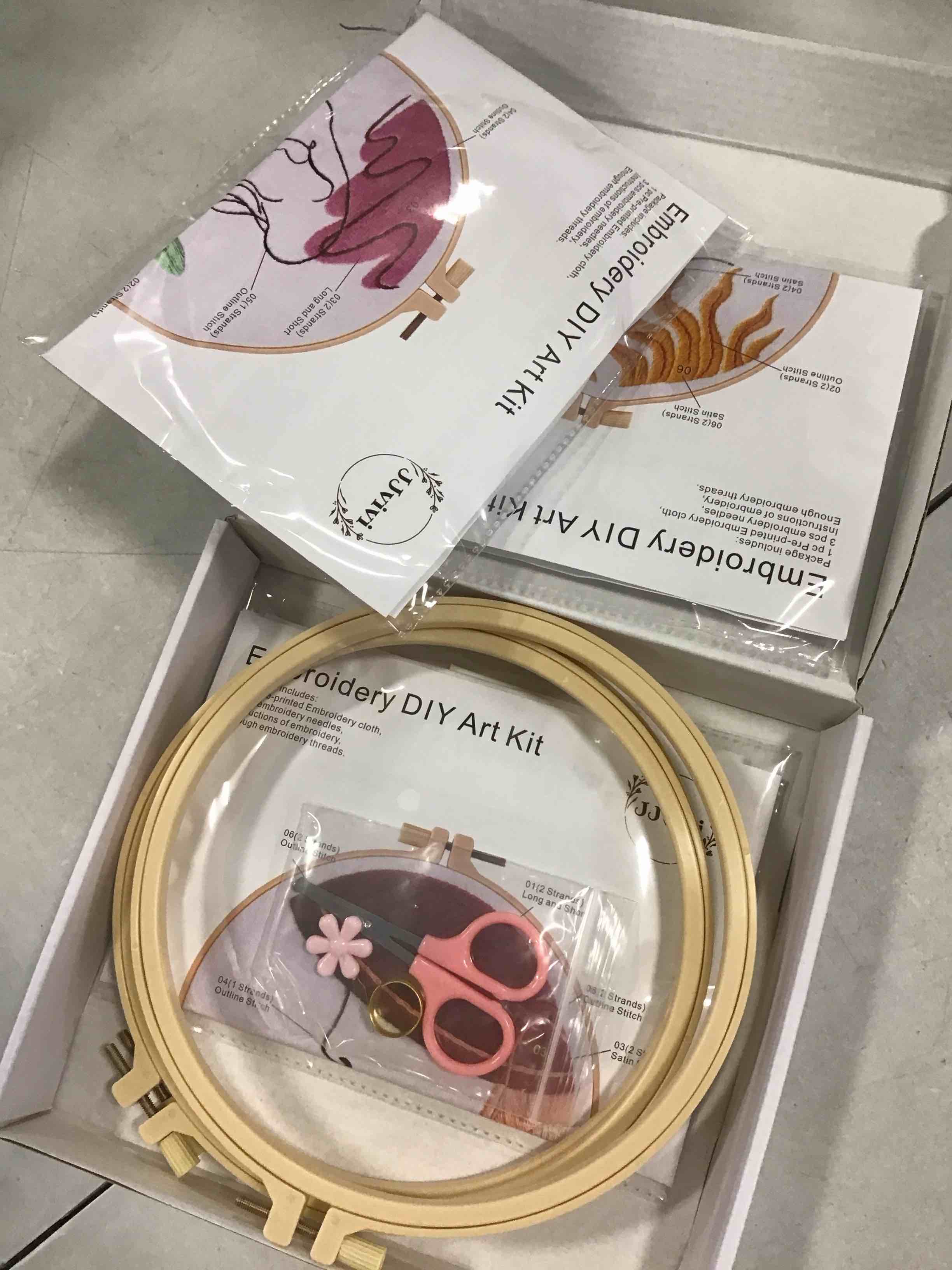 https://s3.amazonaws.com/lotting-images-prod/bidfta/_1737134994843.jpeg