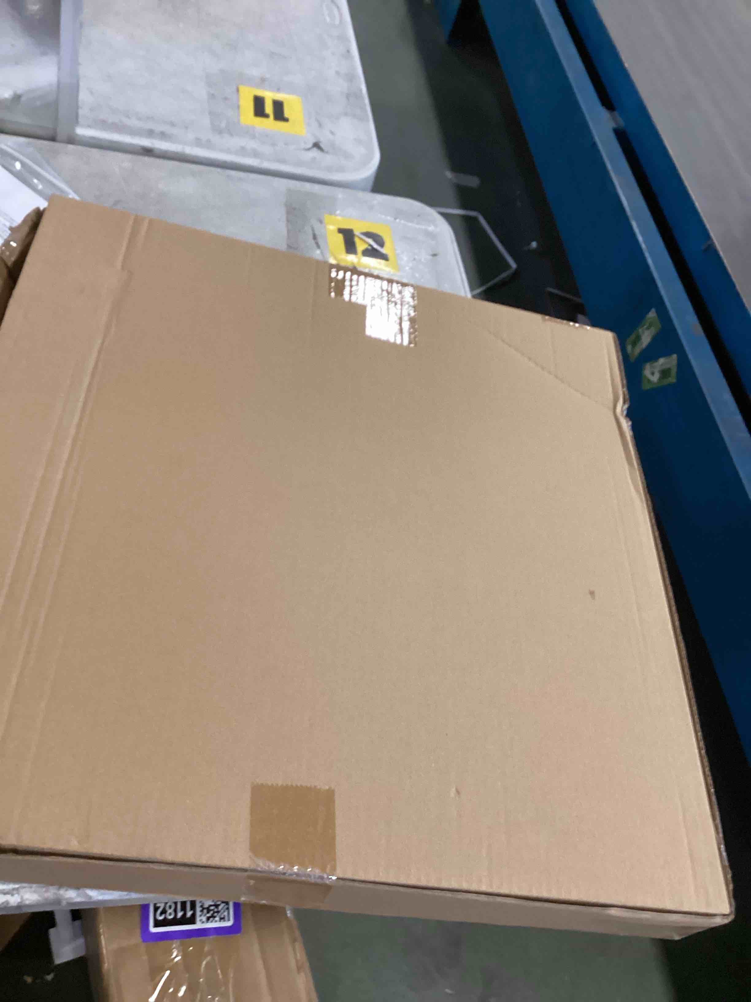 https://s3.amazonaws.com/lotting-images-prod/bidfta/_1737140232253.jpeg