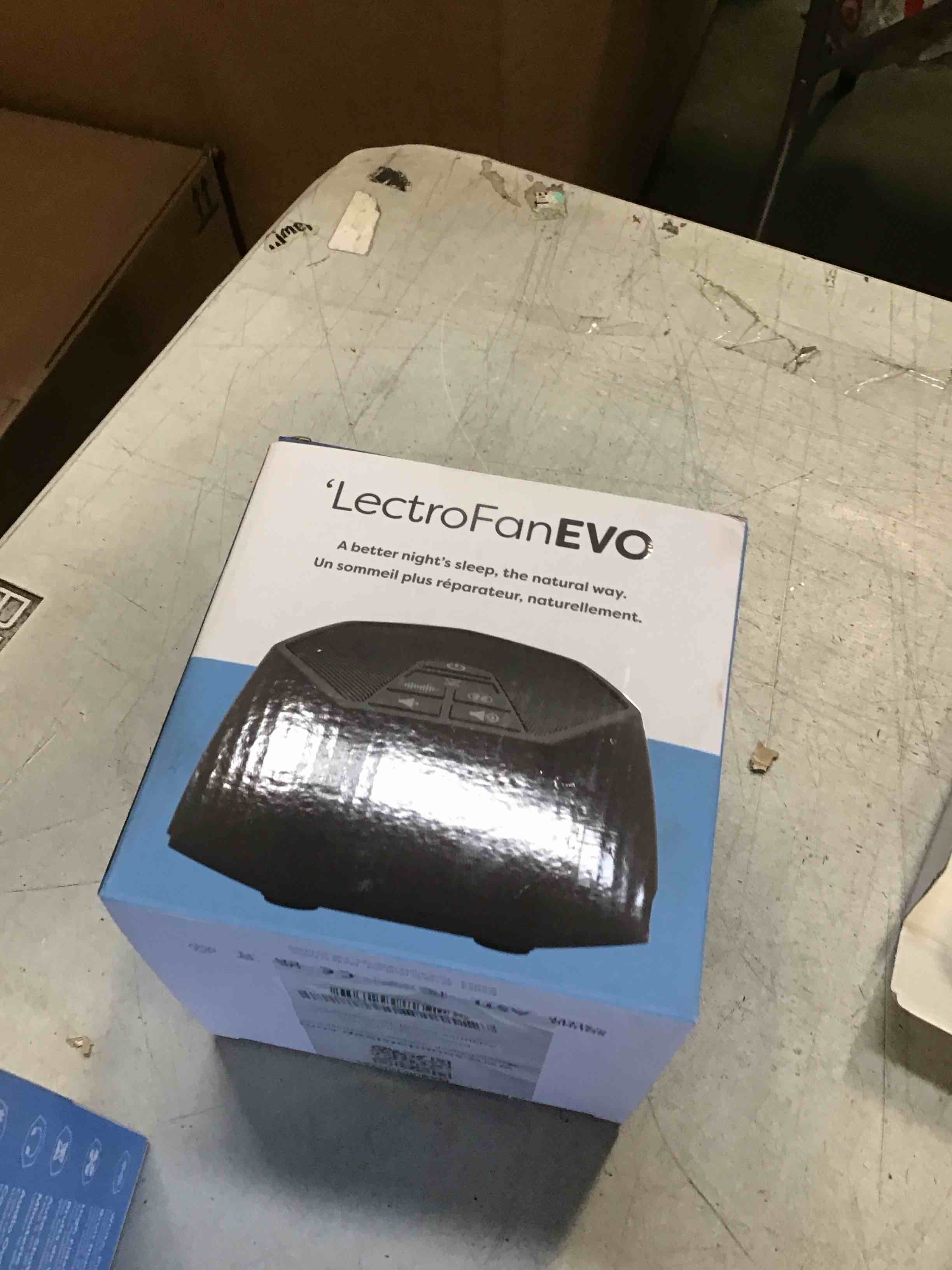 https://s3.amazonaws.com/lotting-images-prod/bidfta/_1737387610578.jpeg