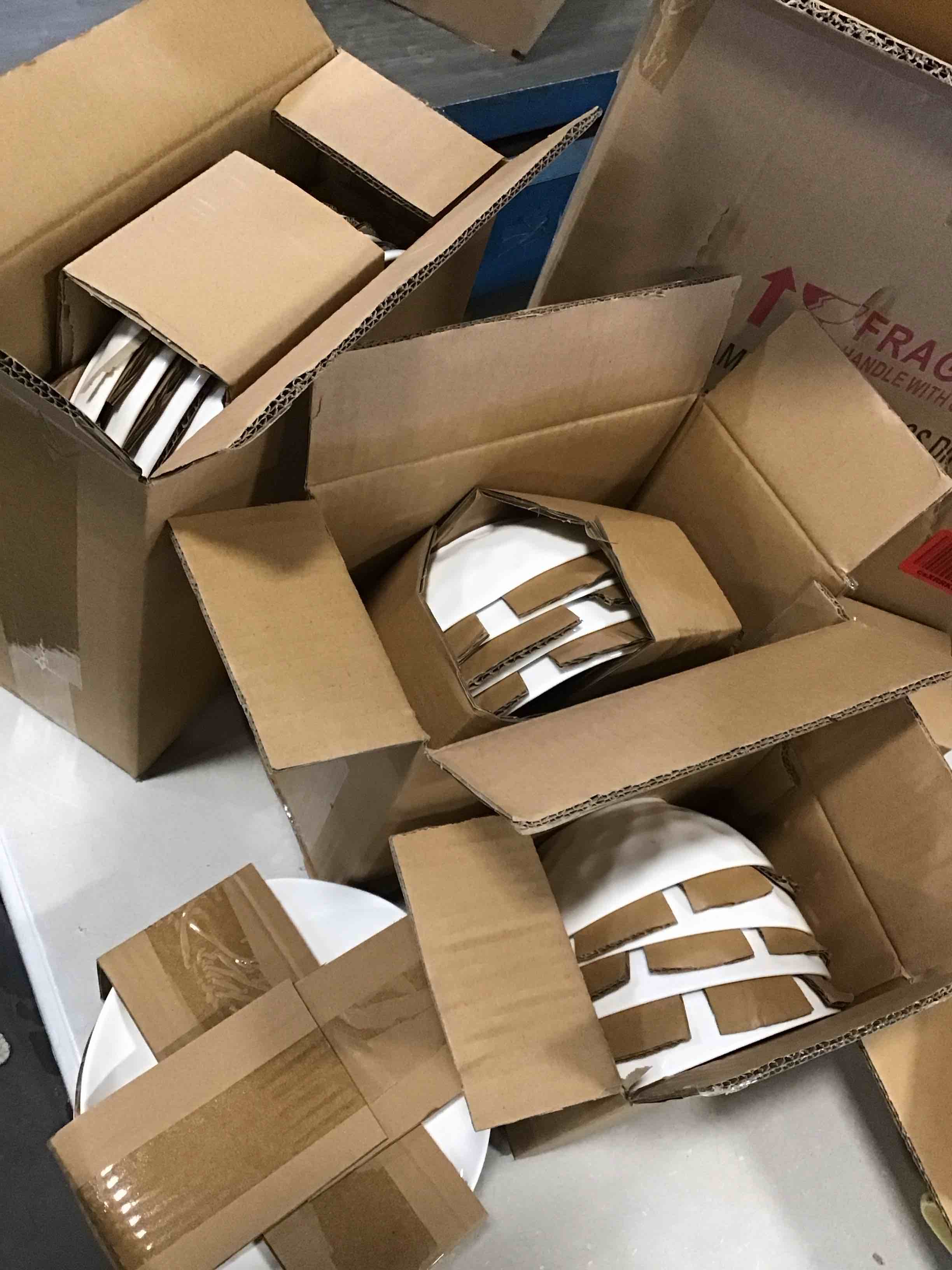 https://s3.amazonaws.com/lotting-images-prod/bidfta/_1737400337473.jpeg