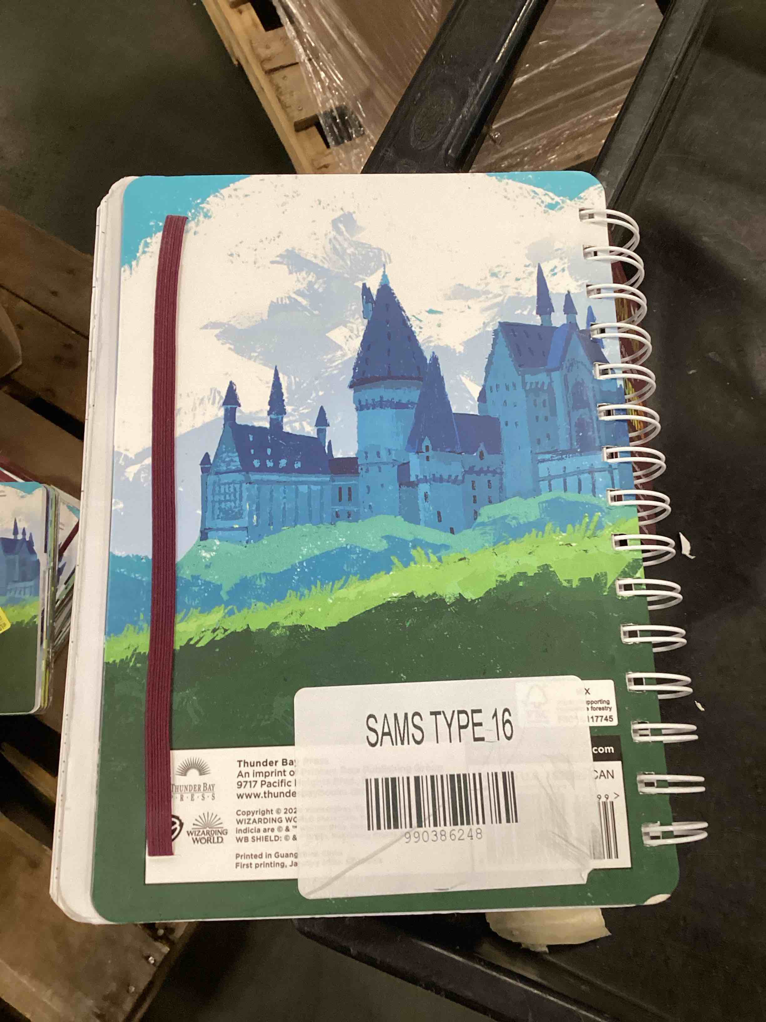 https://s3.amazonaws.com/lotting-images-prod/bidfta/_1737402757383.jpeg