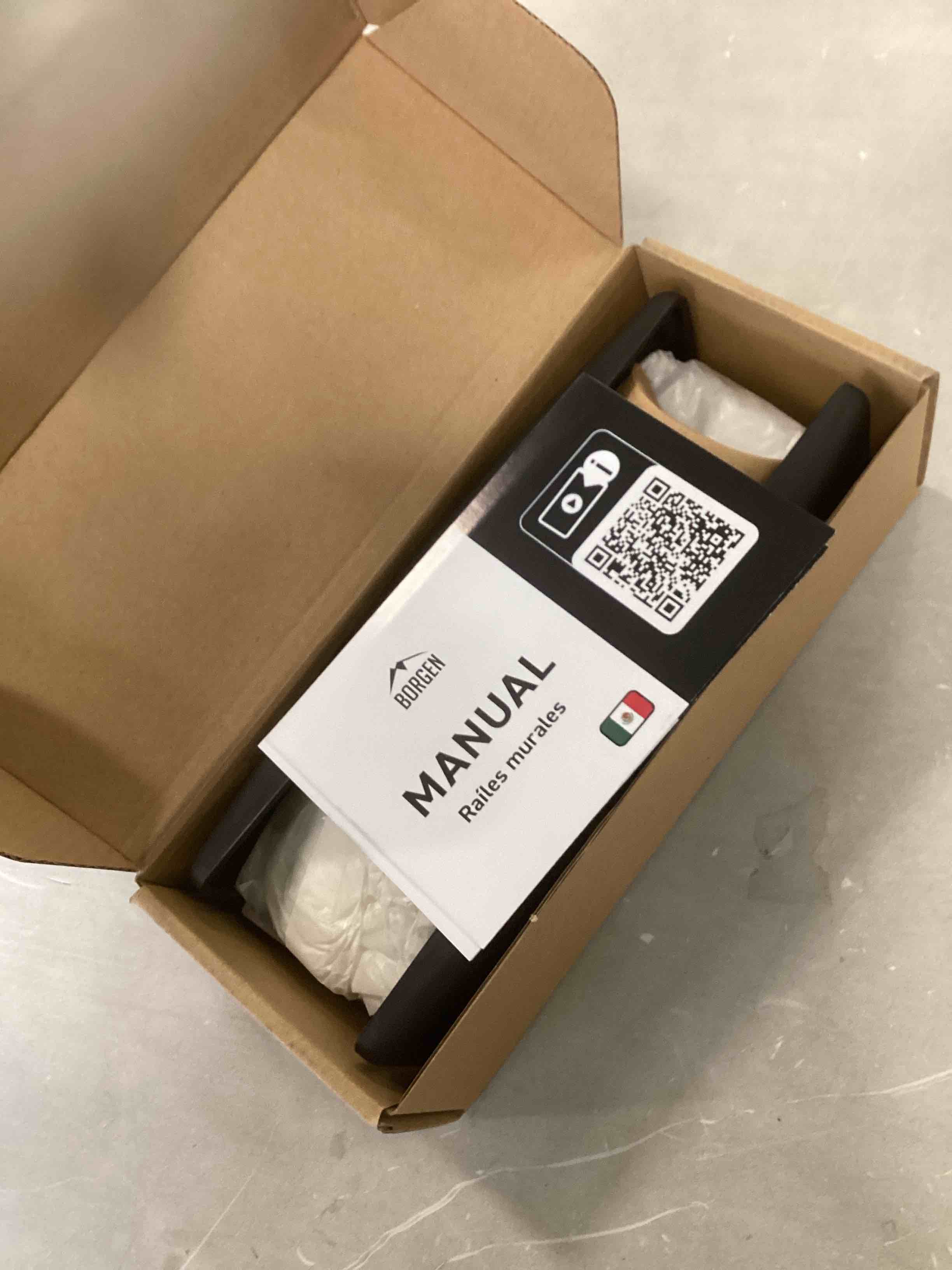 https://s3.amazonaws.com/lotting-images-prod/bidfta/_1737482458513.jpeg