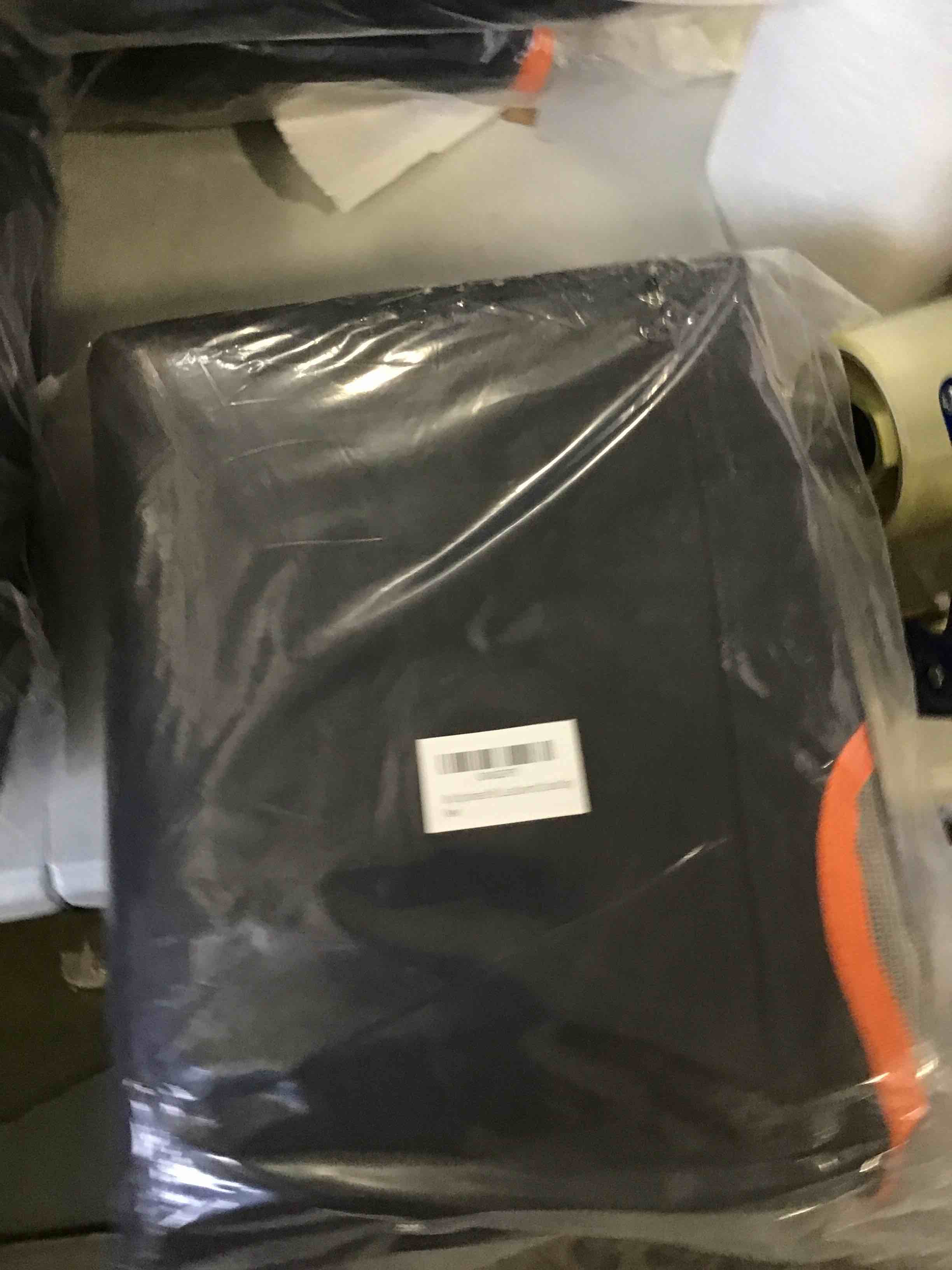 https://s3.amazonaws.com/lotting-images-prod/bidfta/_1737490225407.jpeg