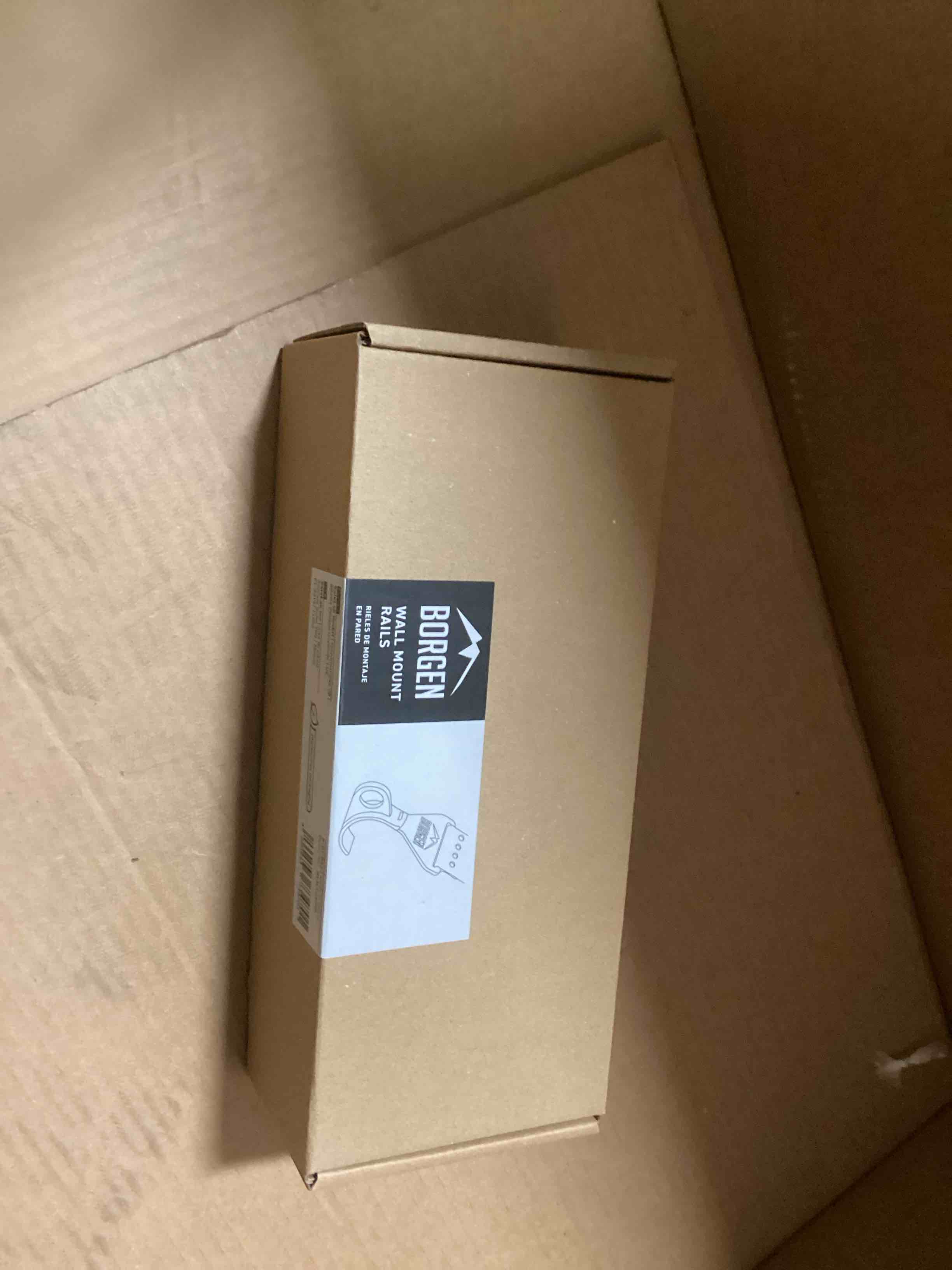 https://s3.amazonaws.com/lotting-images-prod/bidfta/_1737491372299.jpeg