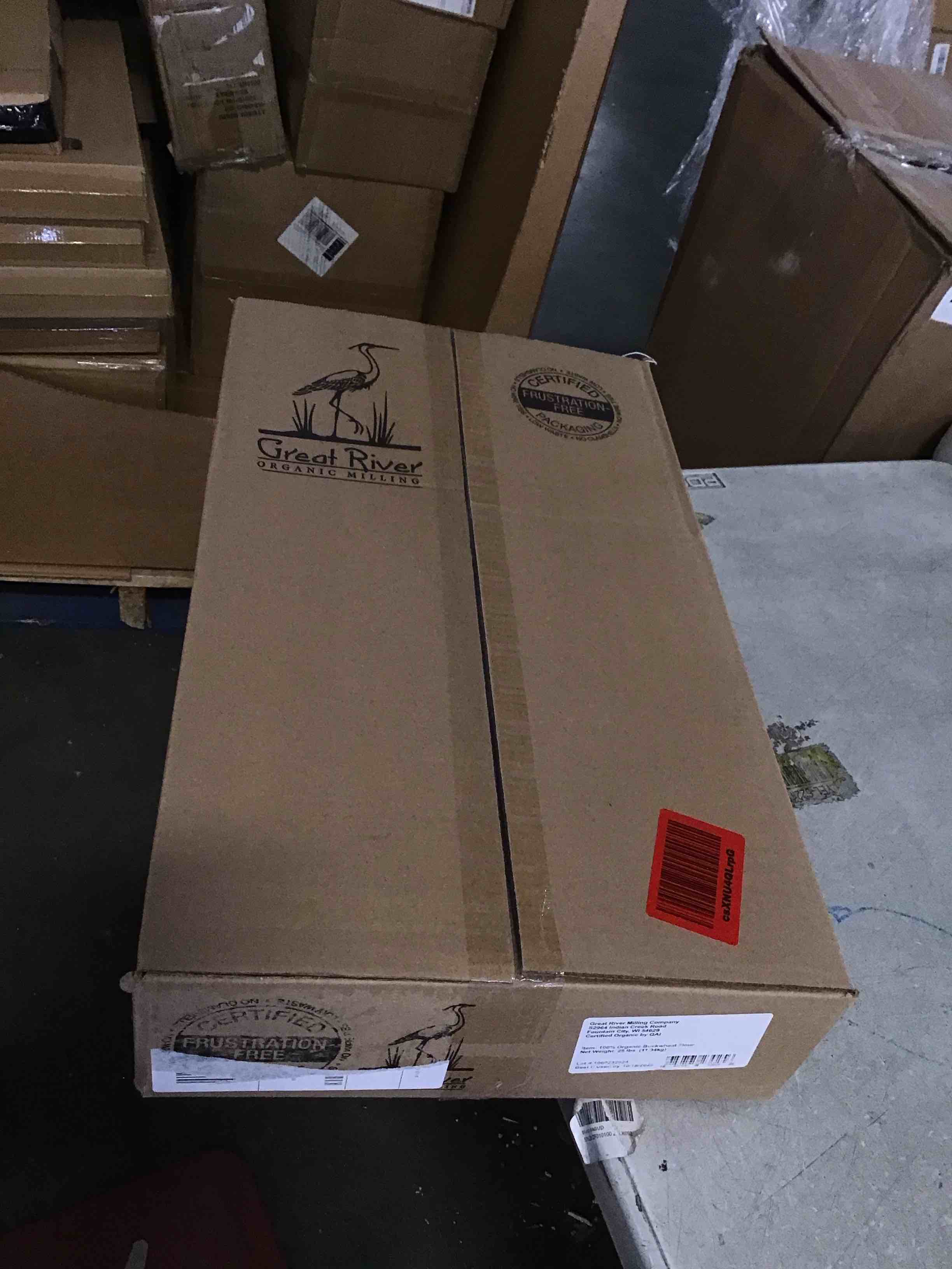 https://s3.amazonaws.com/lotting-images-prod/bidfta/_1737562335010.jpeg