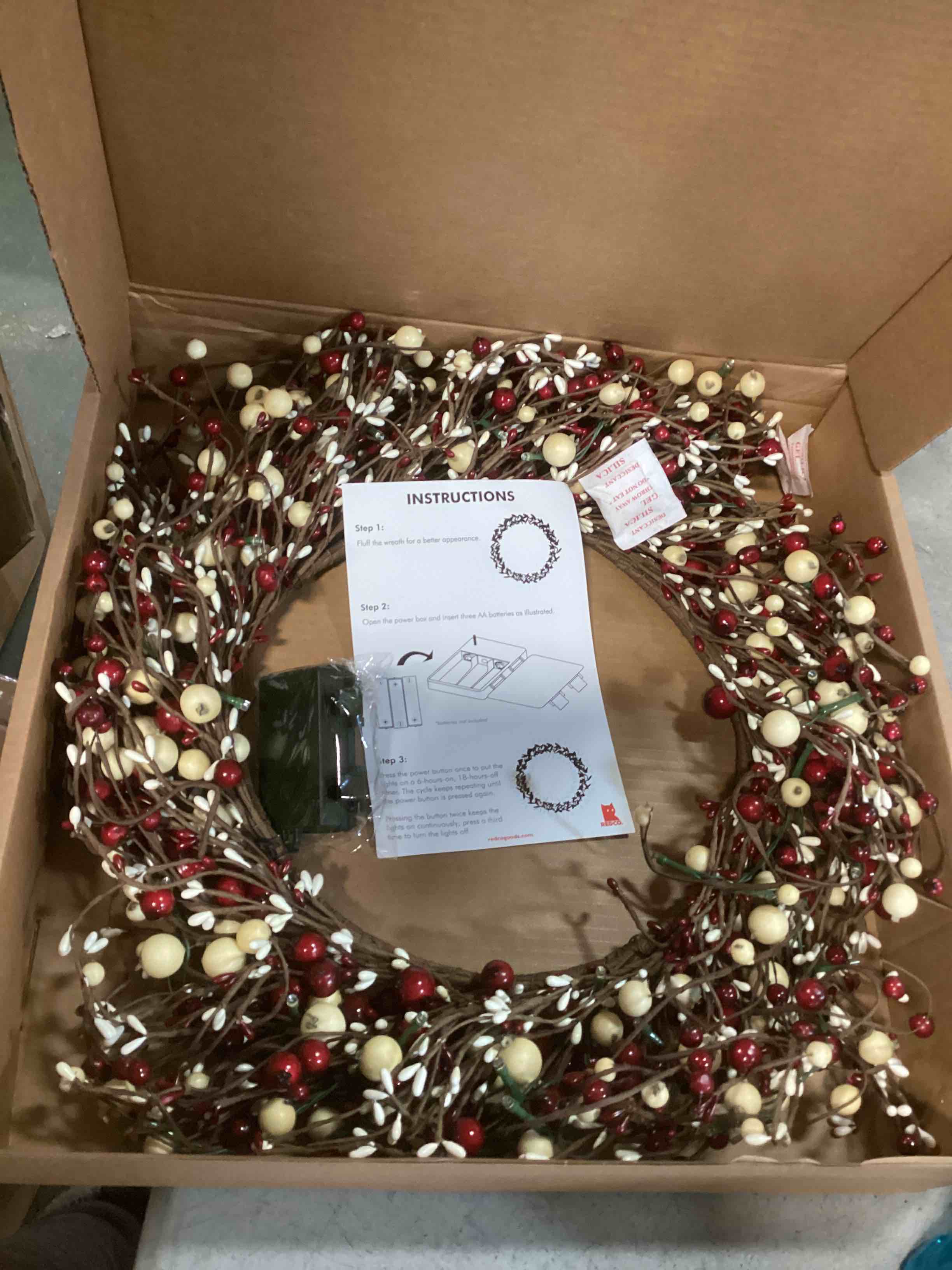 https://s3.amazonaws.com/lotting-images-prod/bidfta/_1737562739426.jpeg