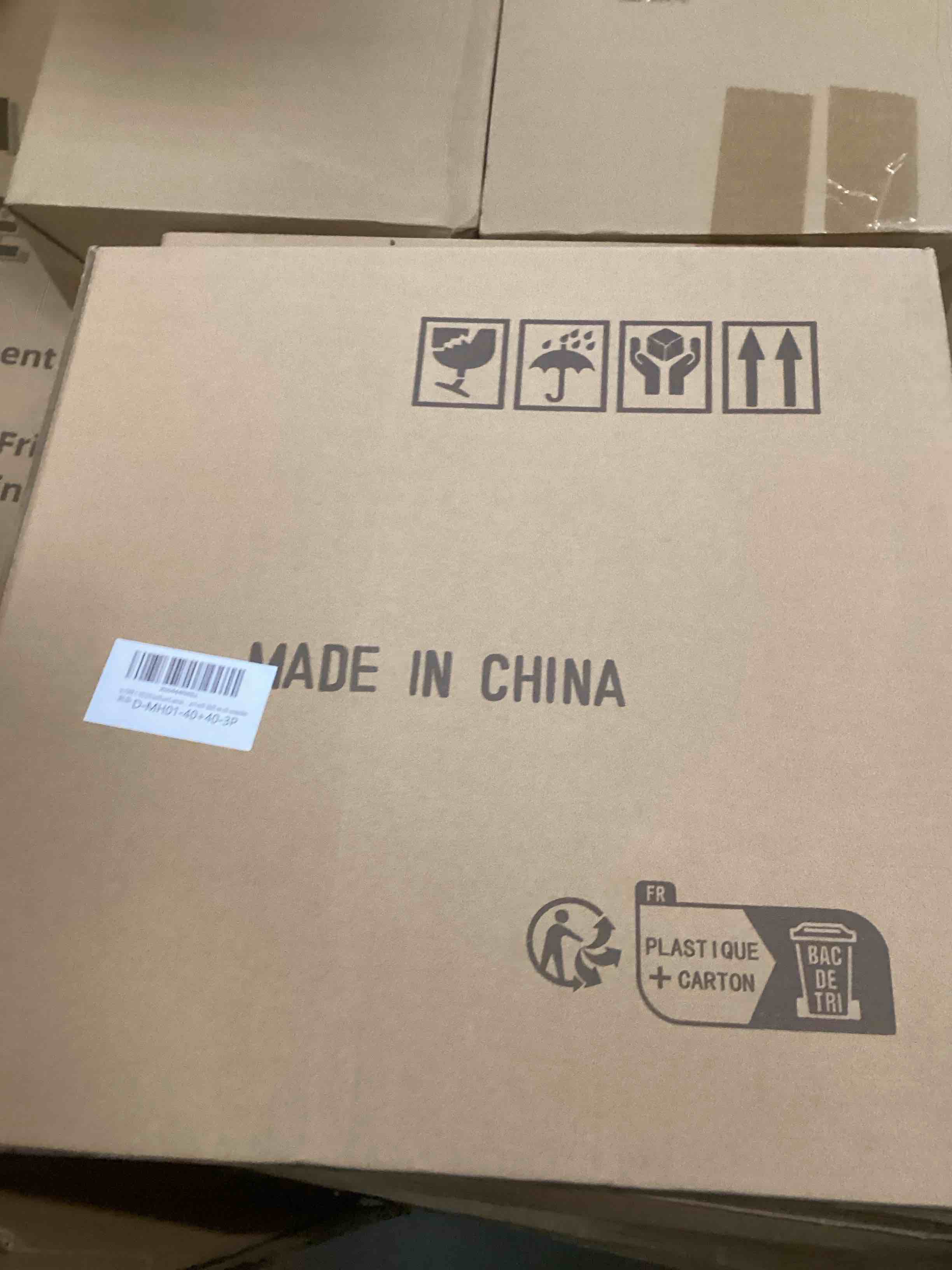 https://s3.amazonaws.com/lotting-images-prod/bidfta/_1737565455885.jpeg