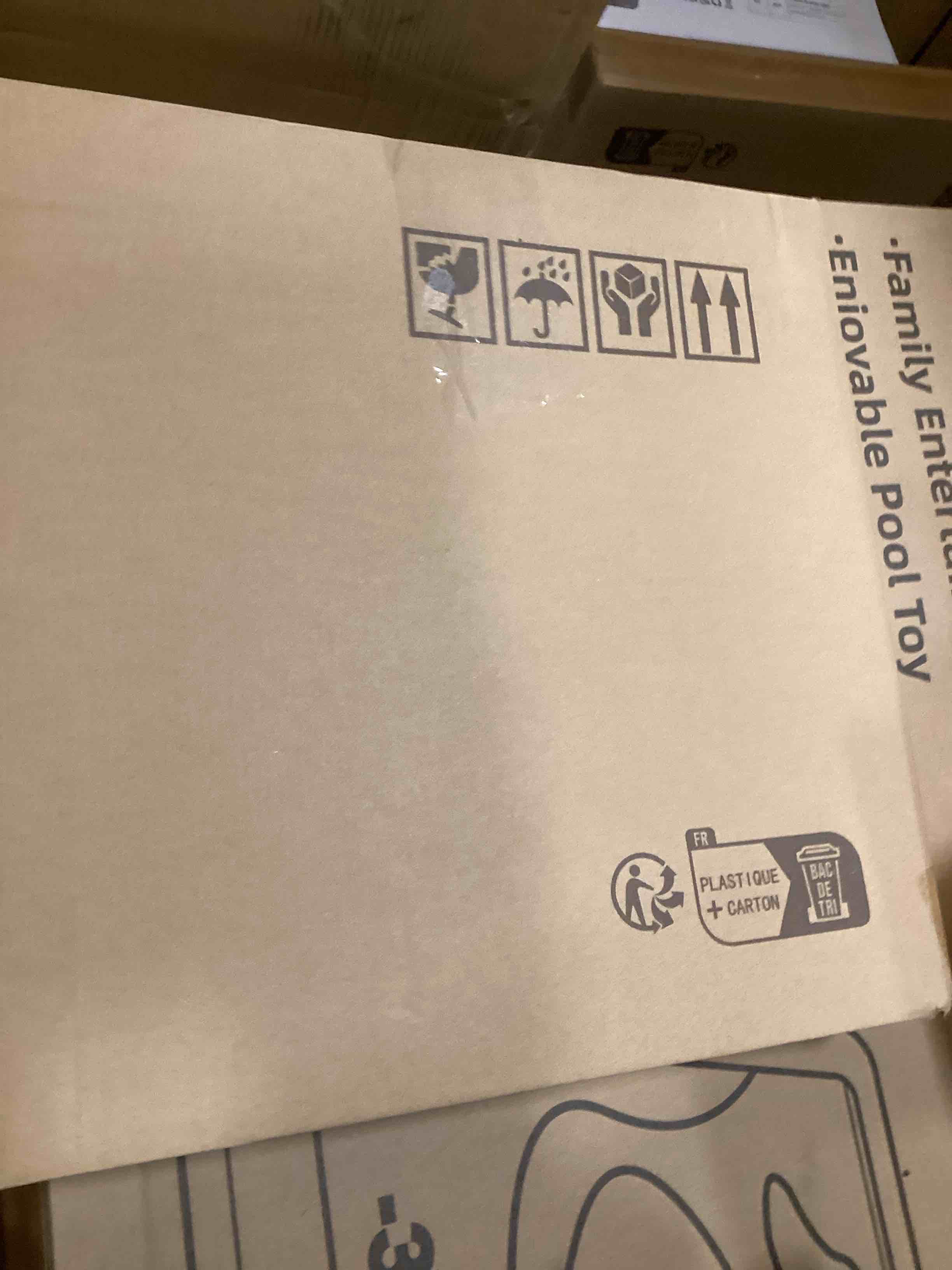 https://s3.amazonaws.com/lotting-images-prod/bidfta/_1737565850481.jpeg
