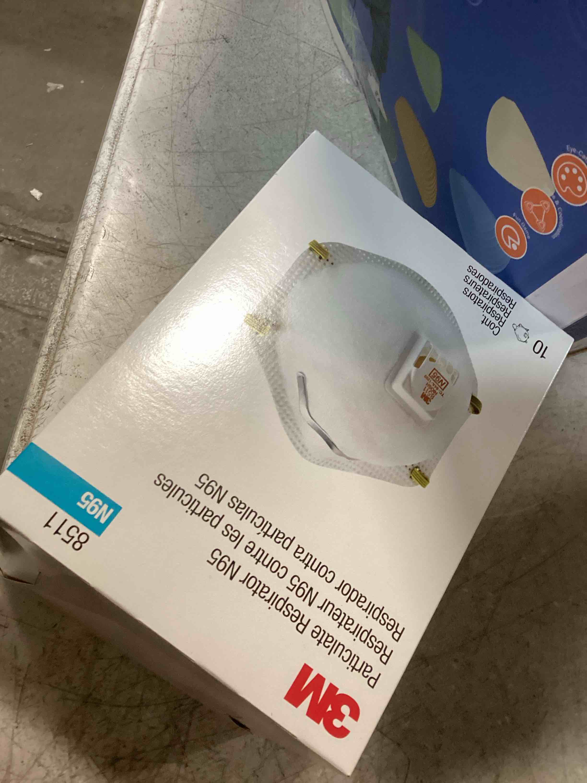 https://s3.amazonaws.com/lotting-images-prod/bidfta/_1737570322567.jpeg