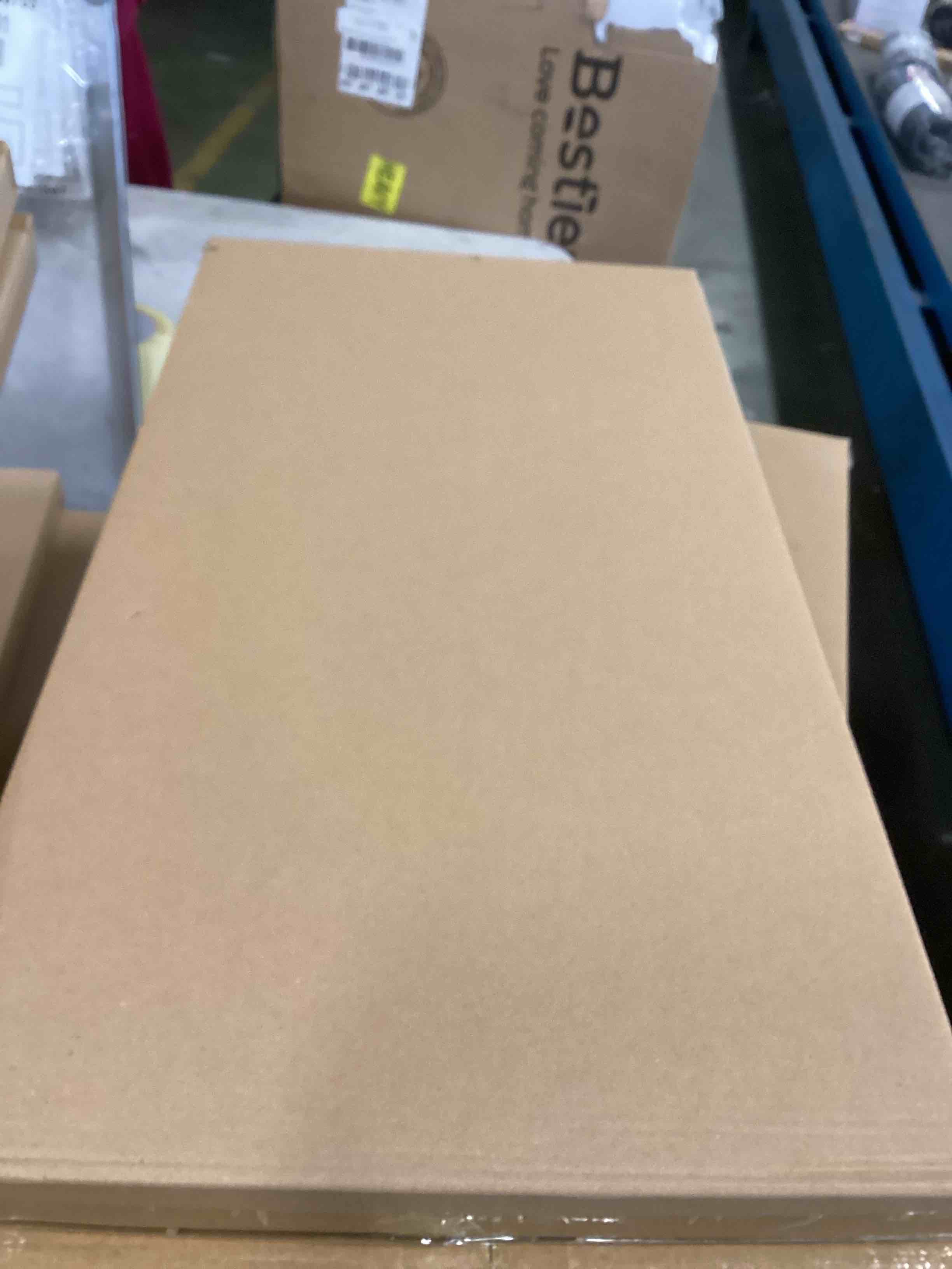 https://s3.amazonaws.com/lotting-images-prod/bidfta/_1737730531944.jpeg