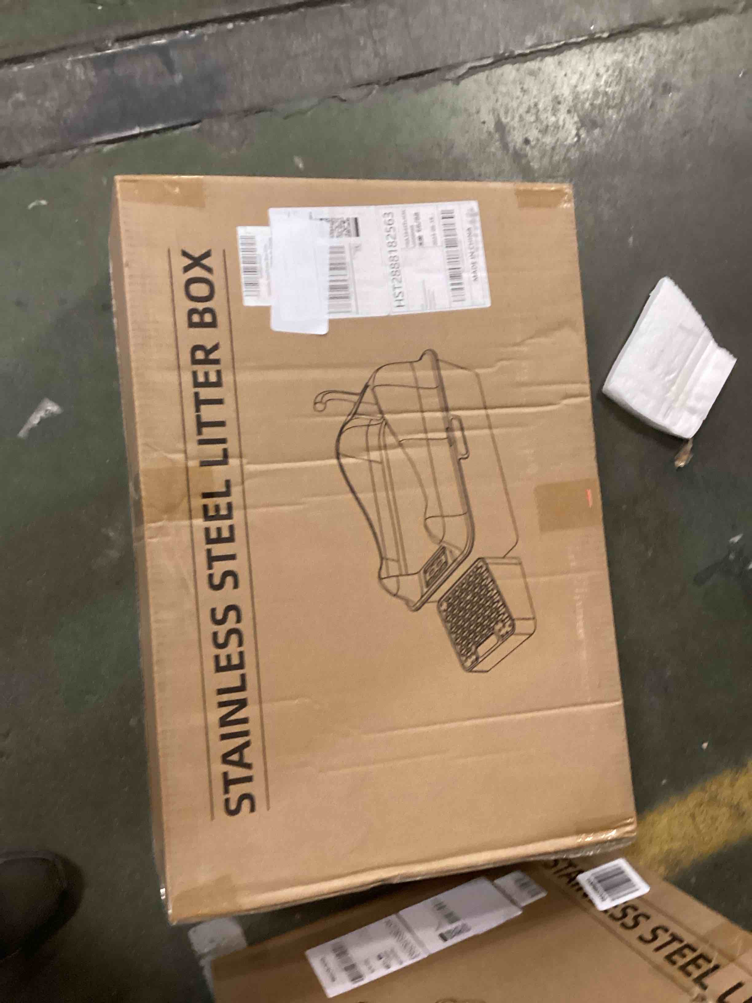 https://s3.amazonaws.com/lotting-images-prod/bidfta/_1737735780411.jpeg