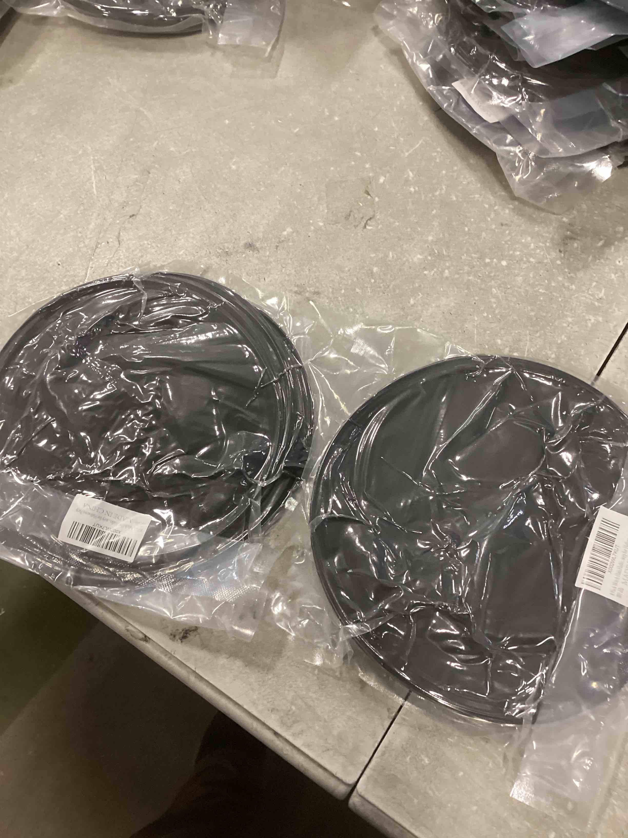 https://s3.amazonaws.com/lotting-images-prod/bidfta/_1737736716950.jpeg