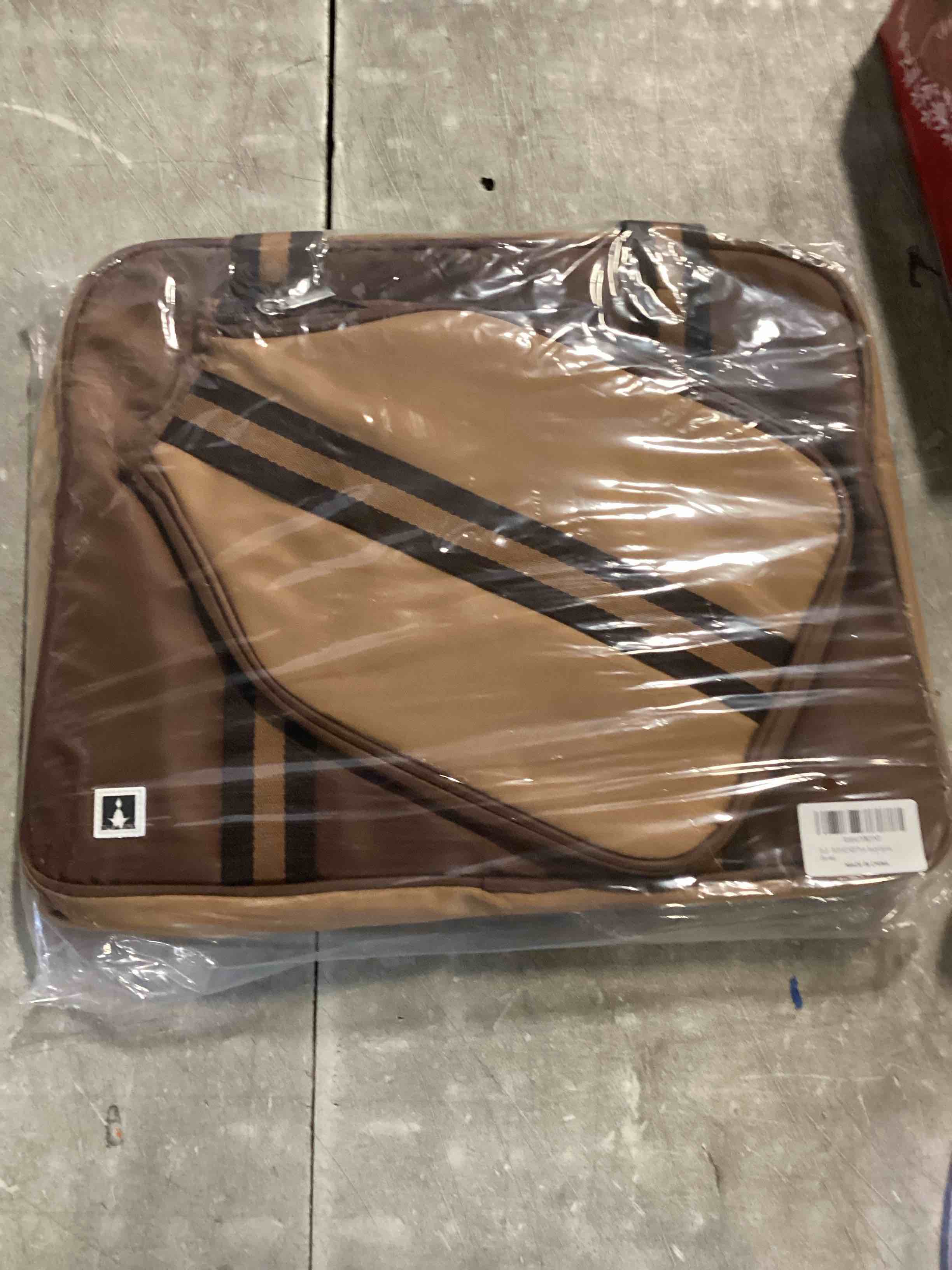https://s3.amazonaws.com/lotting-images-prod/bidfta/_1737994511722.jpeg