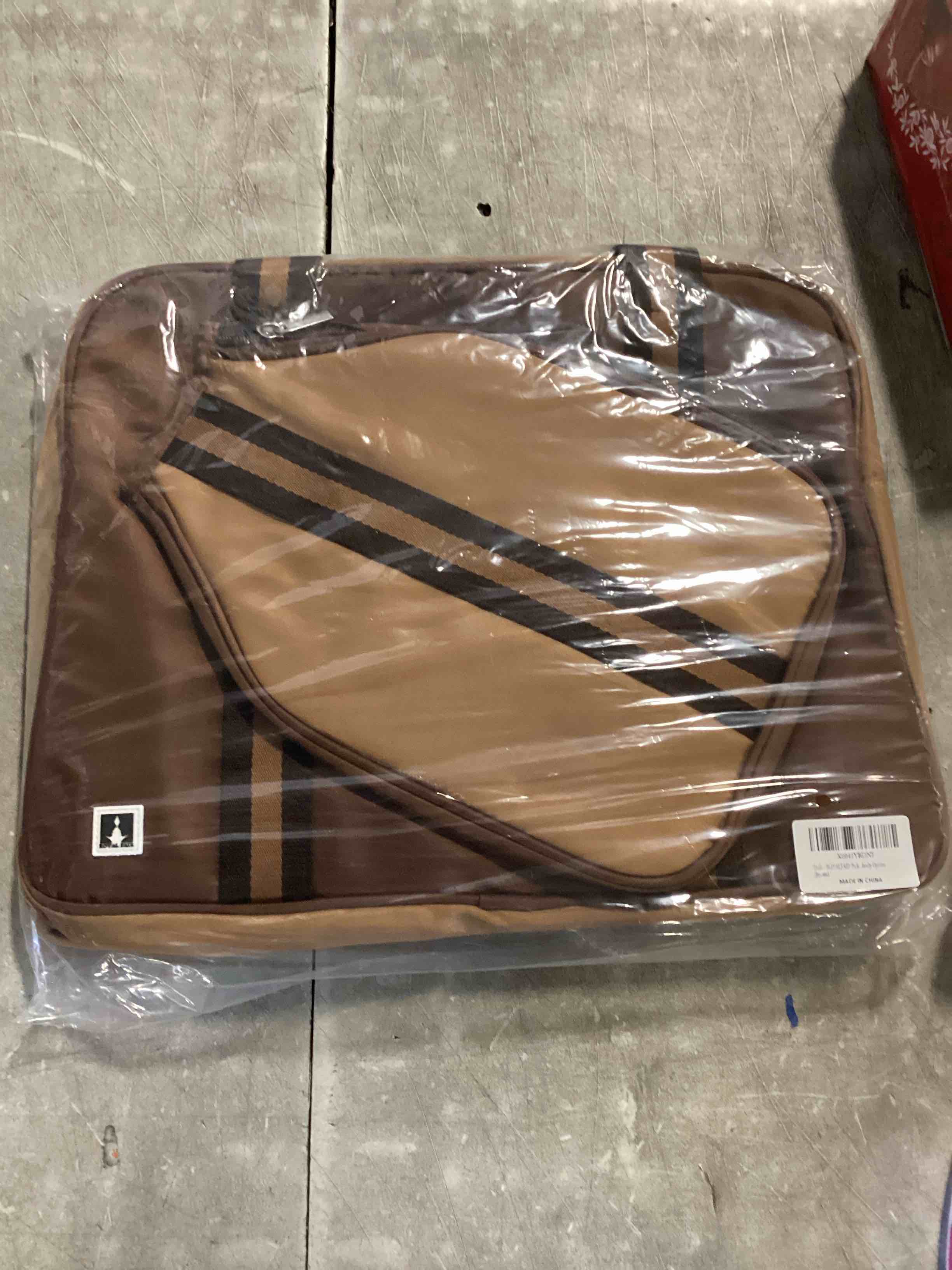 https://s3.amazonaws.com/lotting-images-prod/bidfta/_1737994512530.jpeg