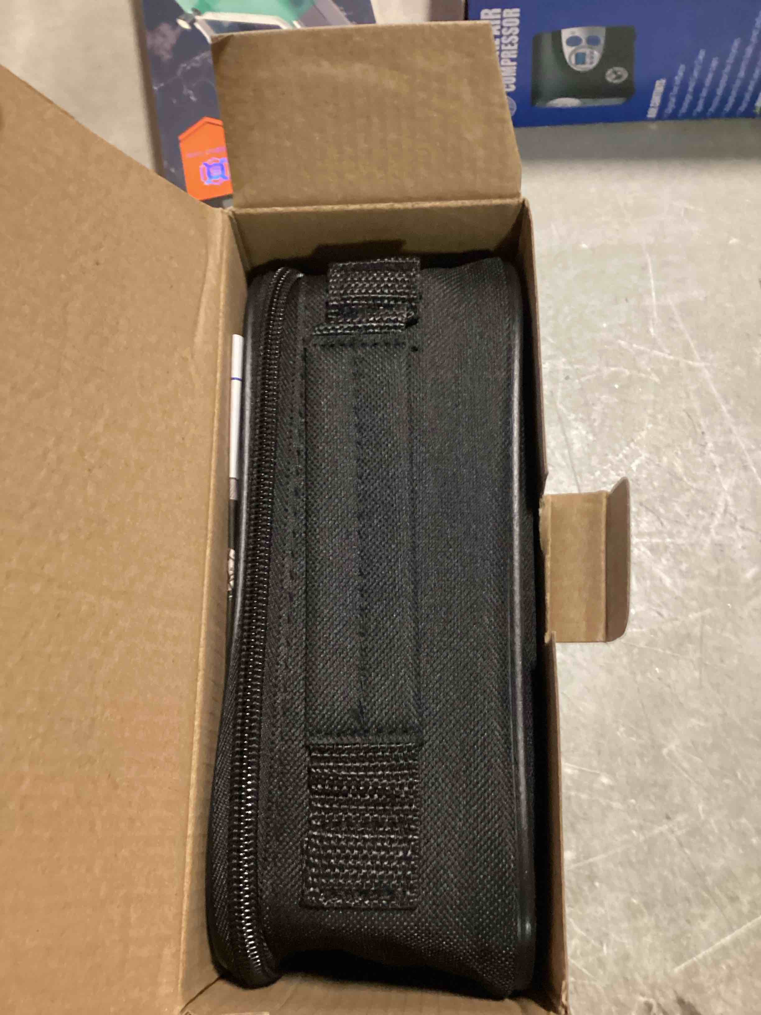 https://s3.amazonaws.com/lotting-images-prod/bidfta/_1738069707852.jpeg
