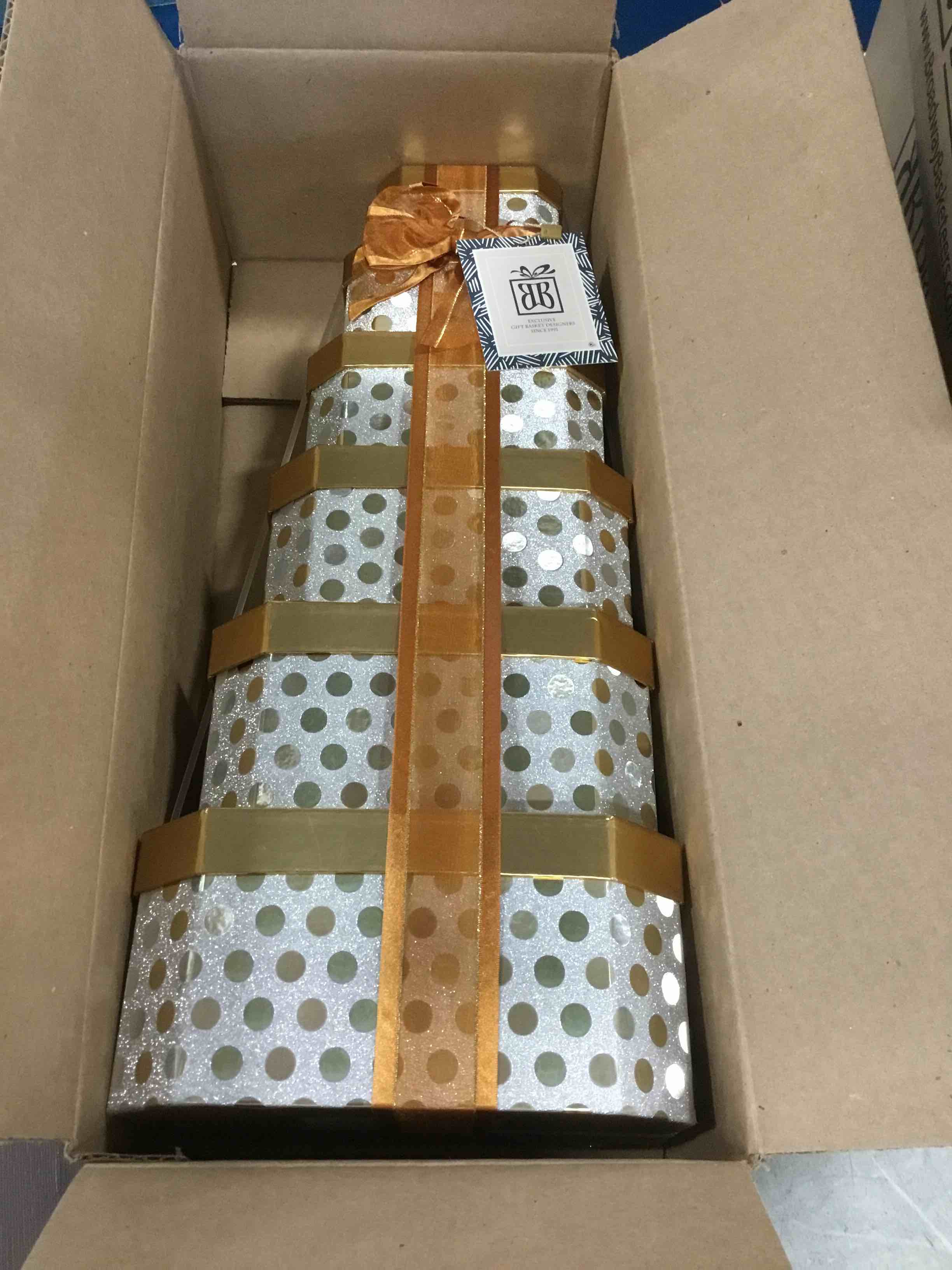 https://s3.amazonaws.com/lotting-images-prod/bidfta/_1738082326391.jpeg