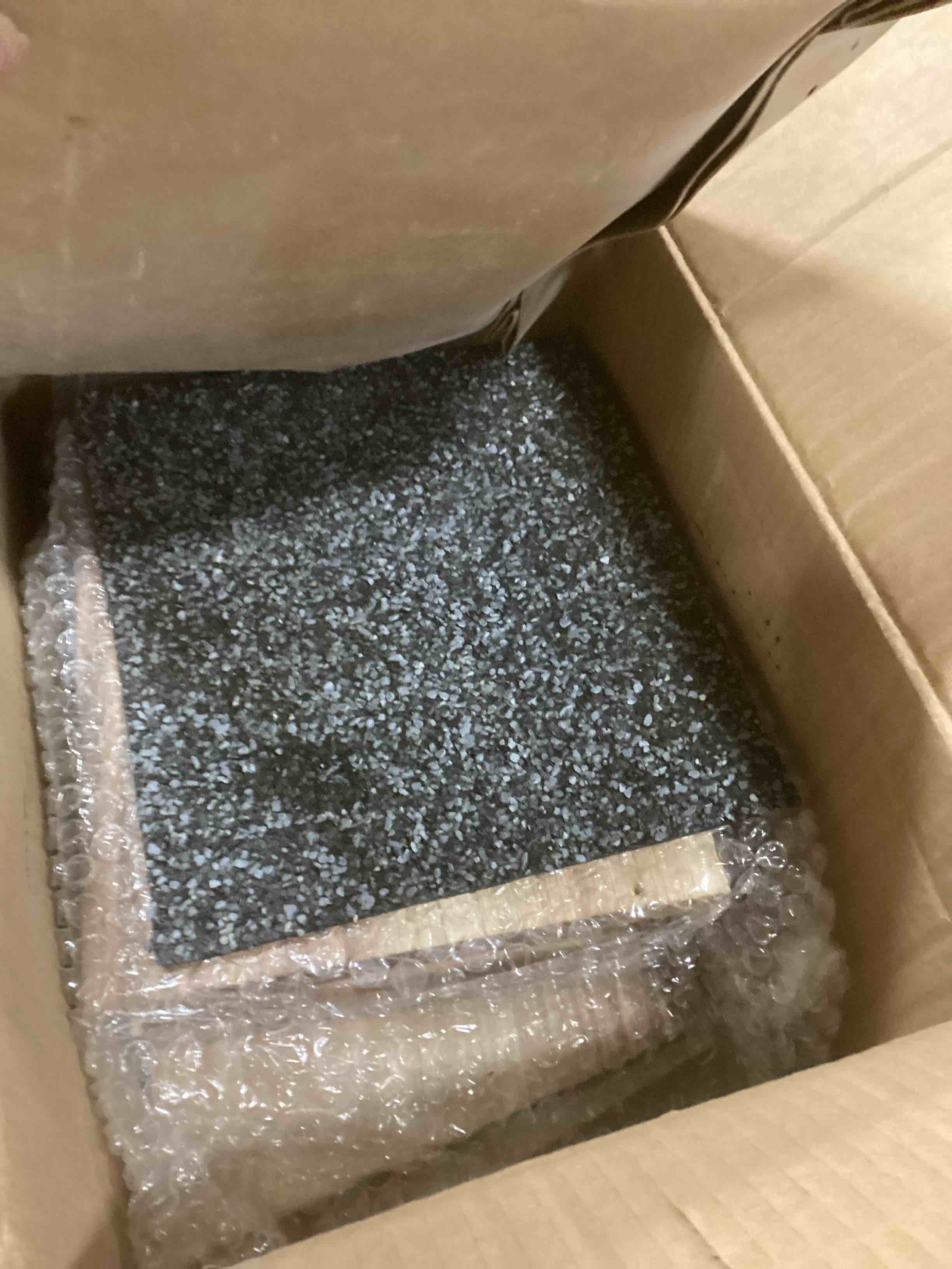 https://s3.amazonaws.com/lotting-images-prod/bidfta/_1738088538845.jpeg
