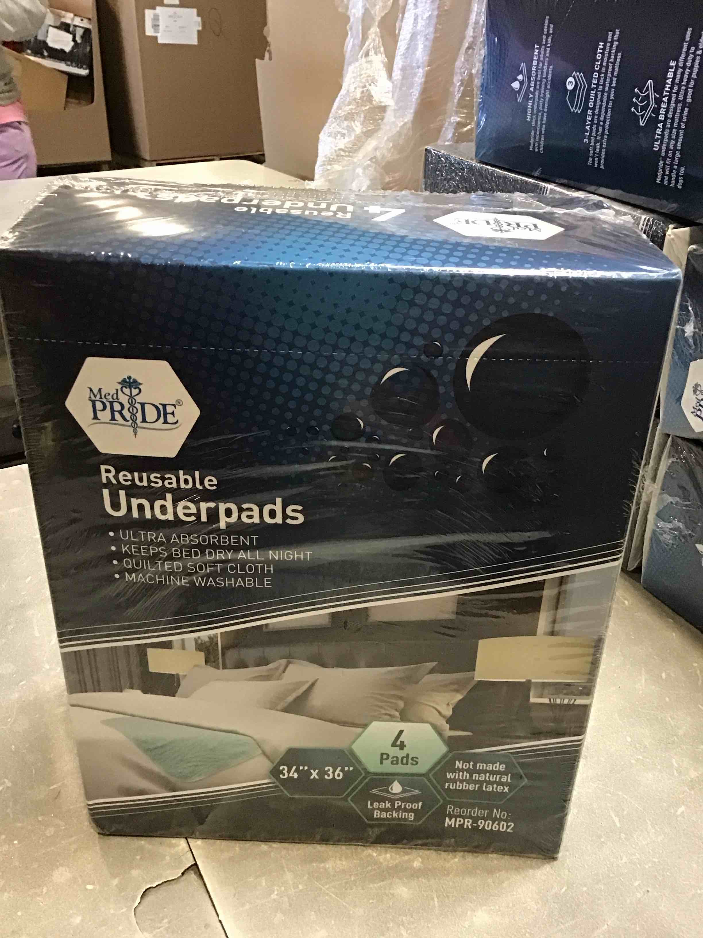 MED PRIDE Washable Underpads for Mattress Protection [Pack of 4] 34'' x 36” Reusable High Absorbency Bed Pee Pad Liners- Incontinence Pads for Kids, Adults, Elderly & Pets- Leakproof, Bedwetting Pads