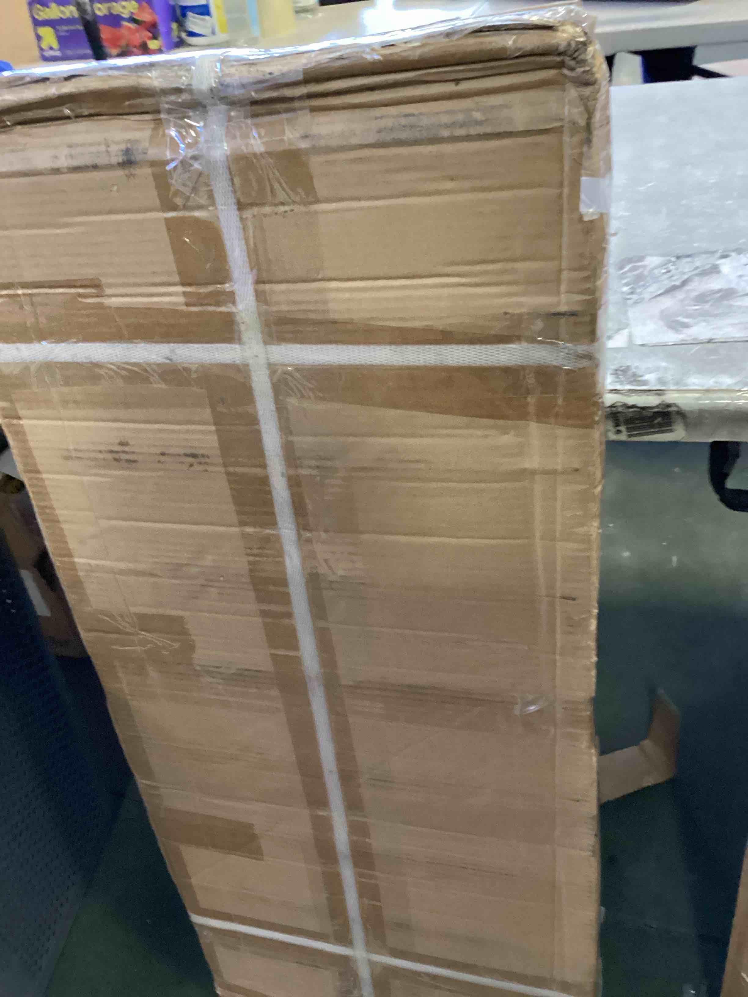 https://s3.amazonaws.com/lotting-images-prod/bidfta/_1738176775364.jpeg