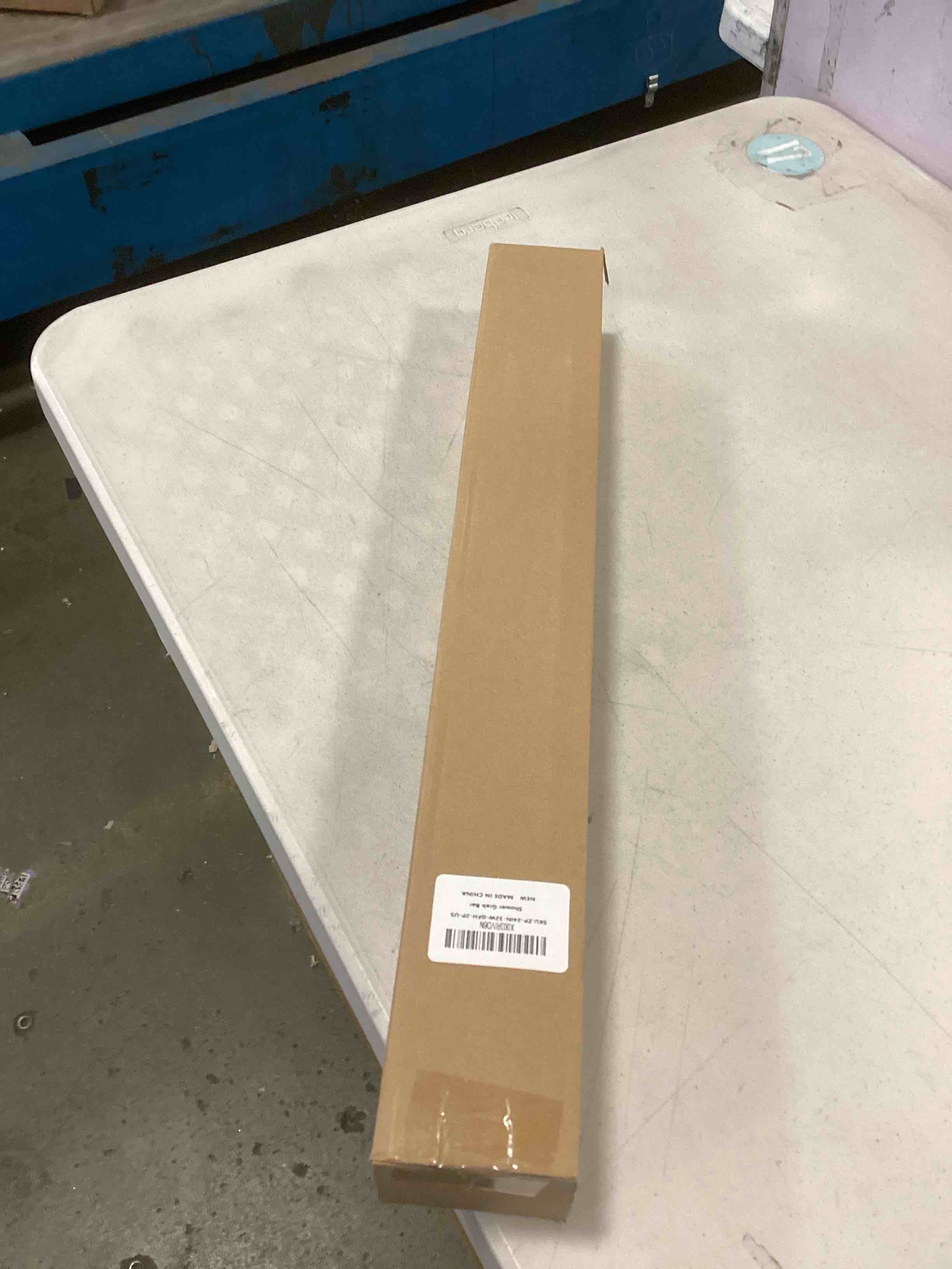 https://s3.amazonaws.com/lotting-images-prod/bidfta/_1738177926718.jpeg