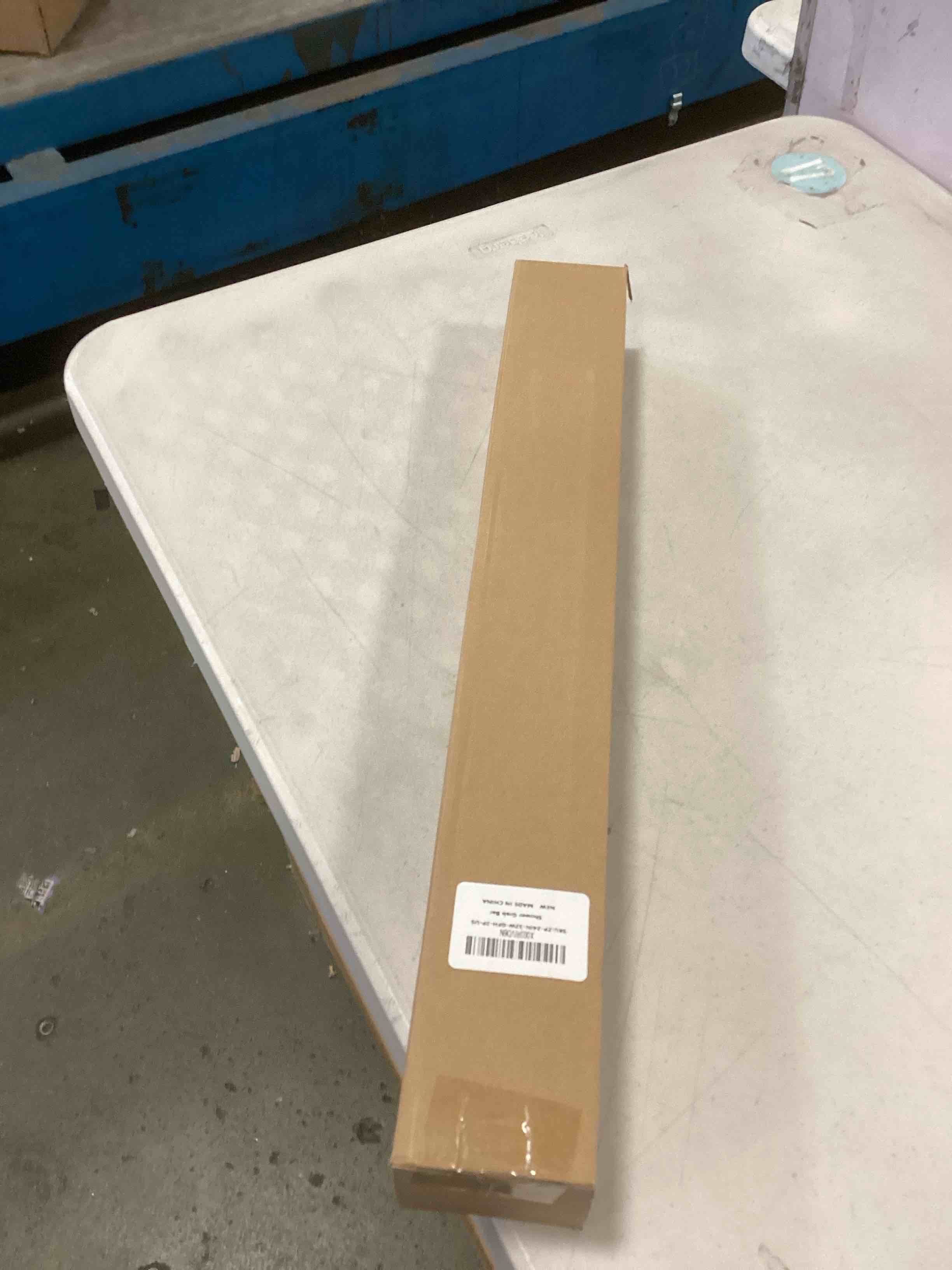 https://s3.amazonaws.com/lotting-images-prod/bidfta/_1738177927643.jpeg
