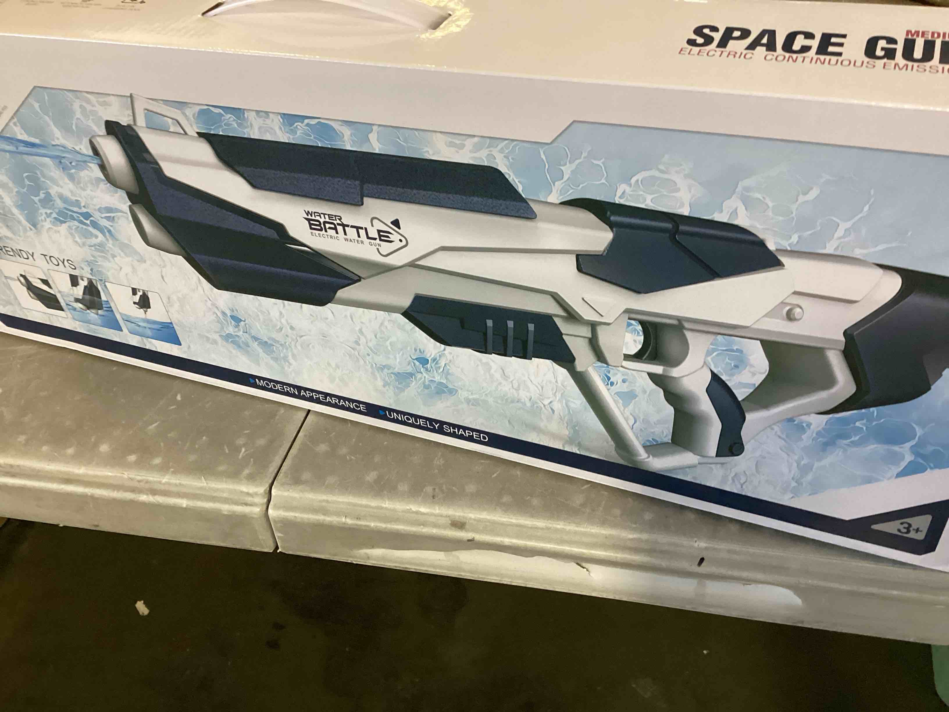 https://s3.amazonaws.com/lotting-images-prod/bidfta/_1738181968857.jpeg