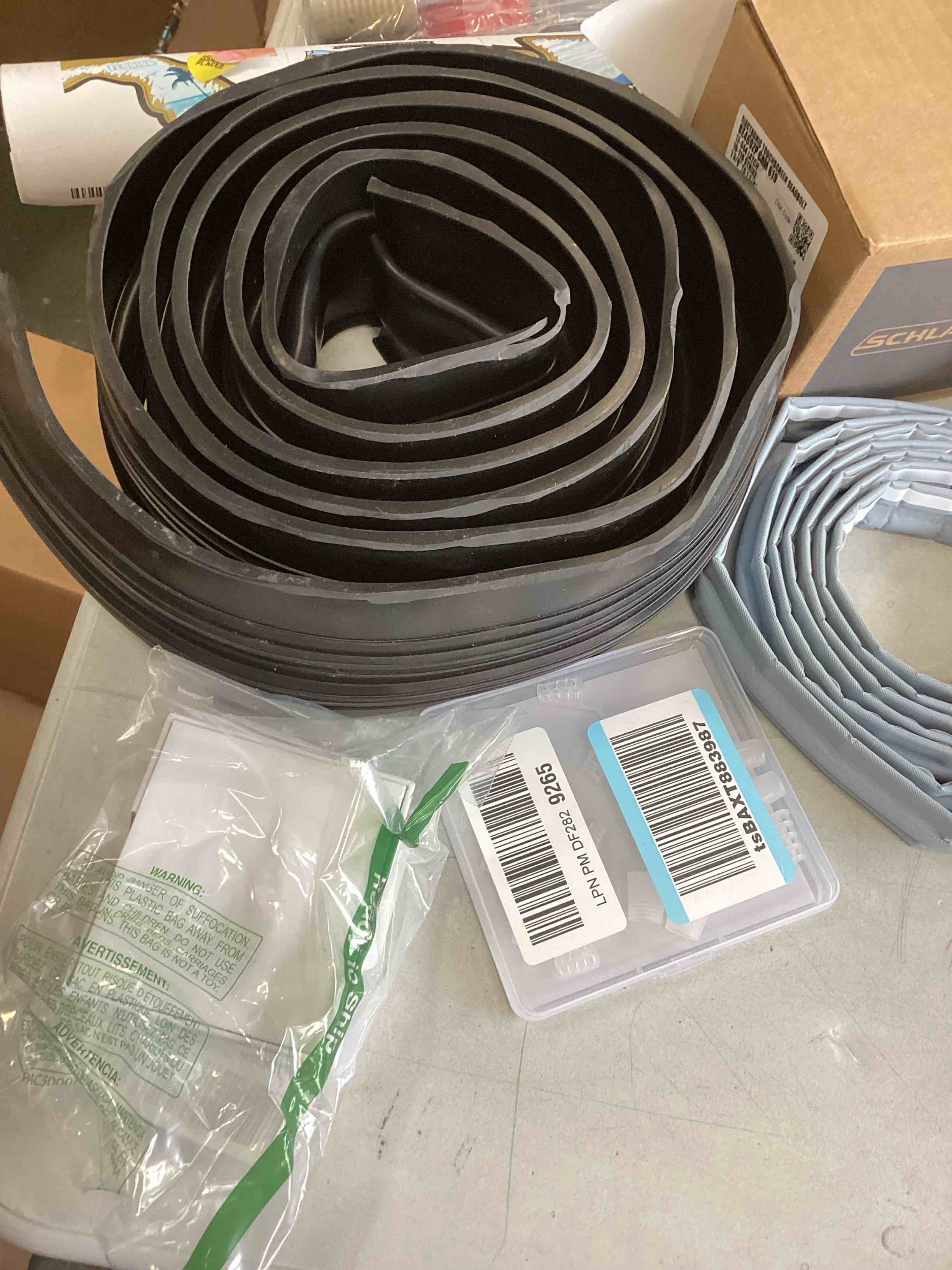 https://s3.amazonaws.com/lotting-images-prod/bidfta/_1738260009543.jpeg