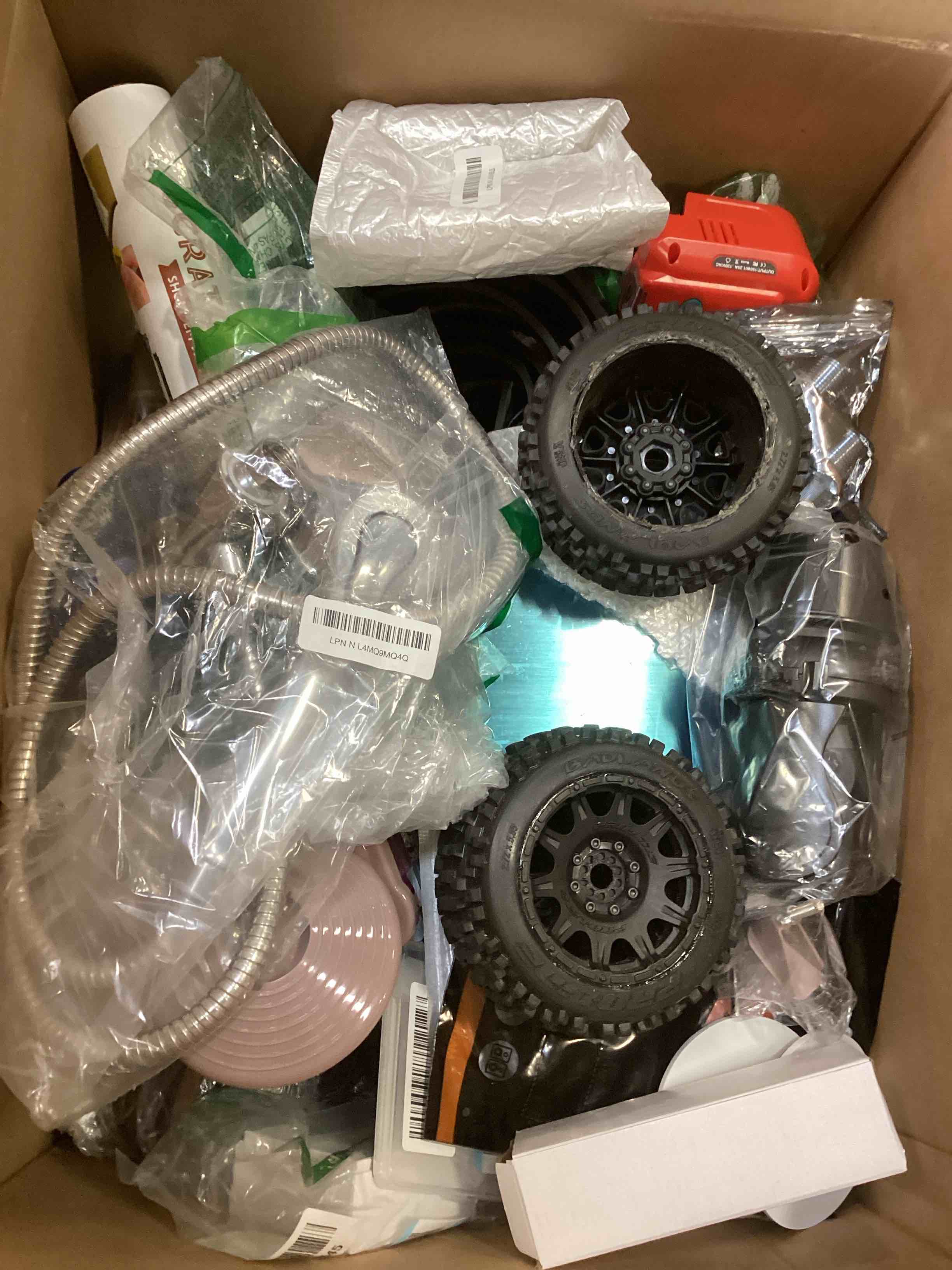 https://s3.amazonaws.com/lotting-images-prod/bidfta/_1738260390108.jpeg