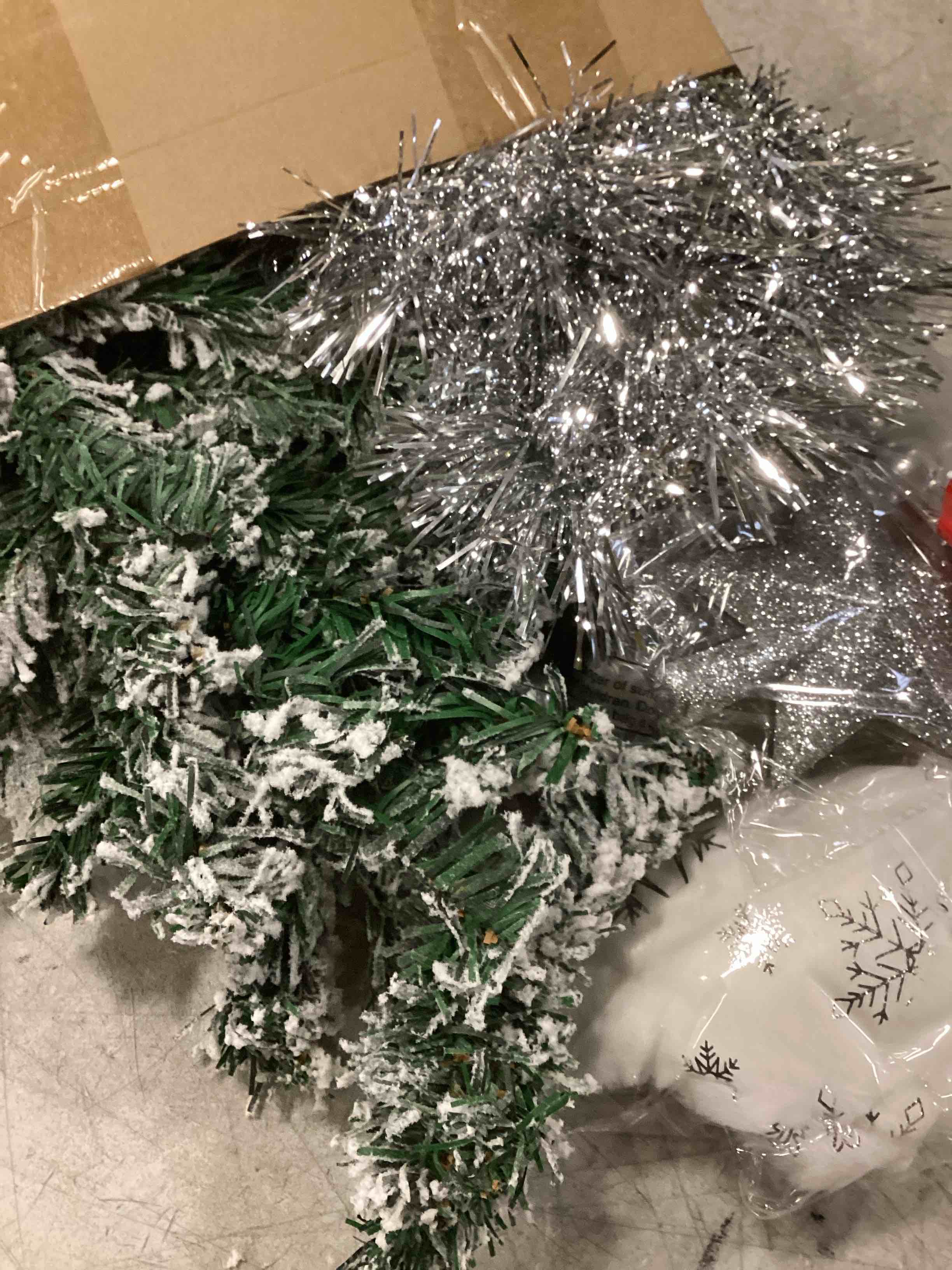 https://s3.amazonaws.com/lotting-images-prod/bidfta/_1738269971384.jpeg