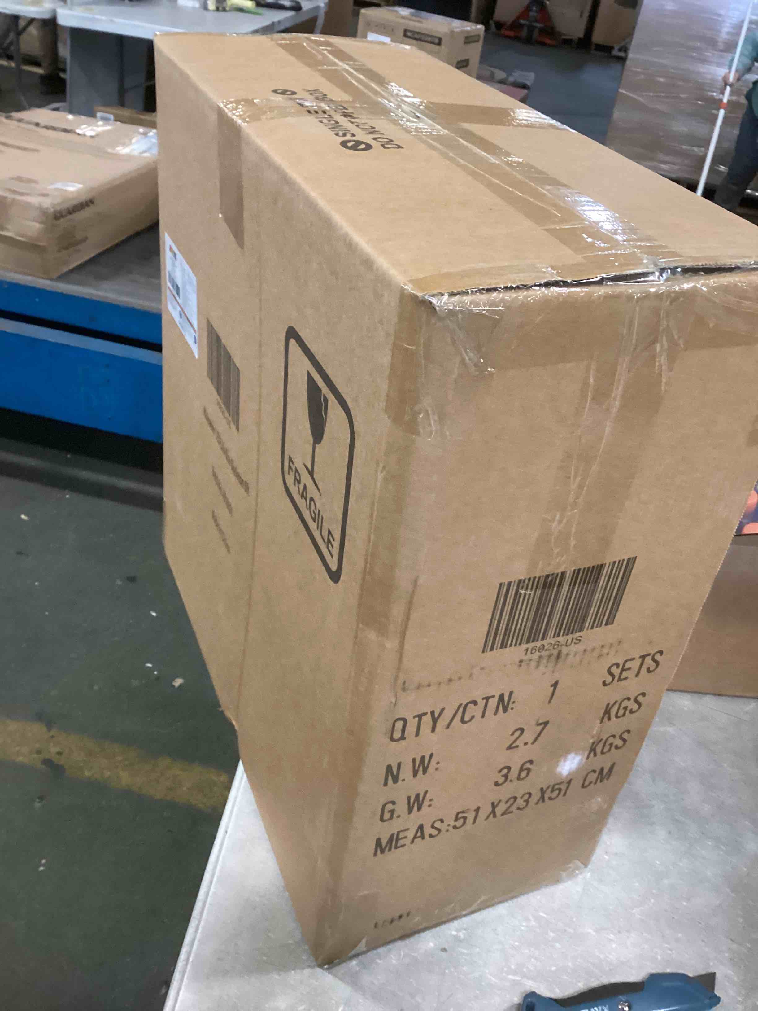 https://s3.amazonaws.com/lotting-images-prod/bidfta/_1738614708104.jpeg