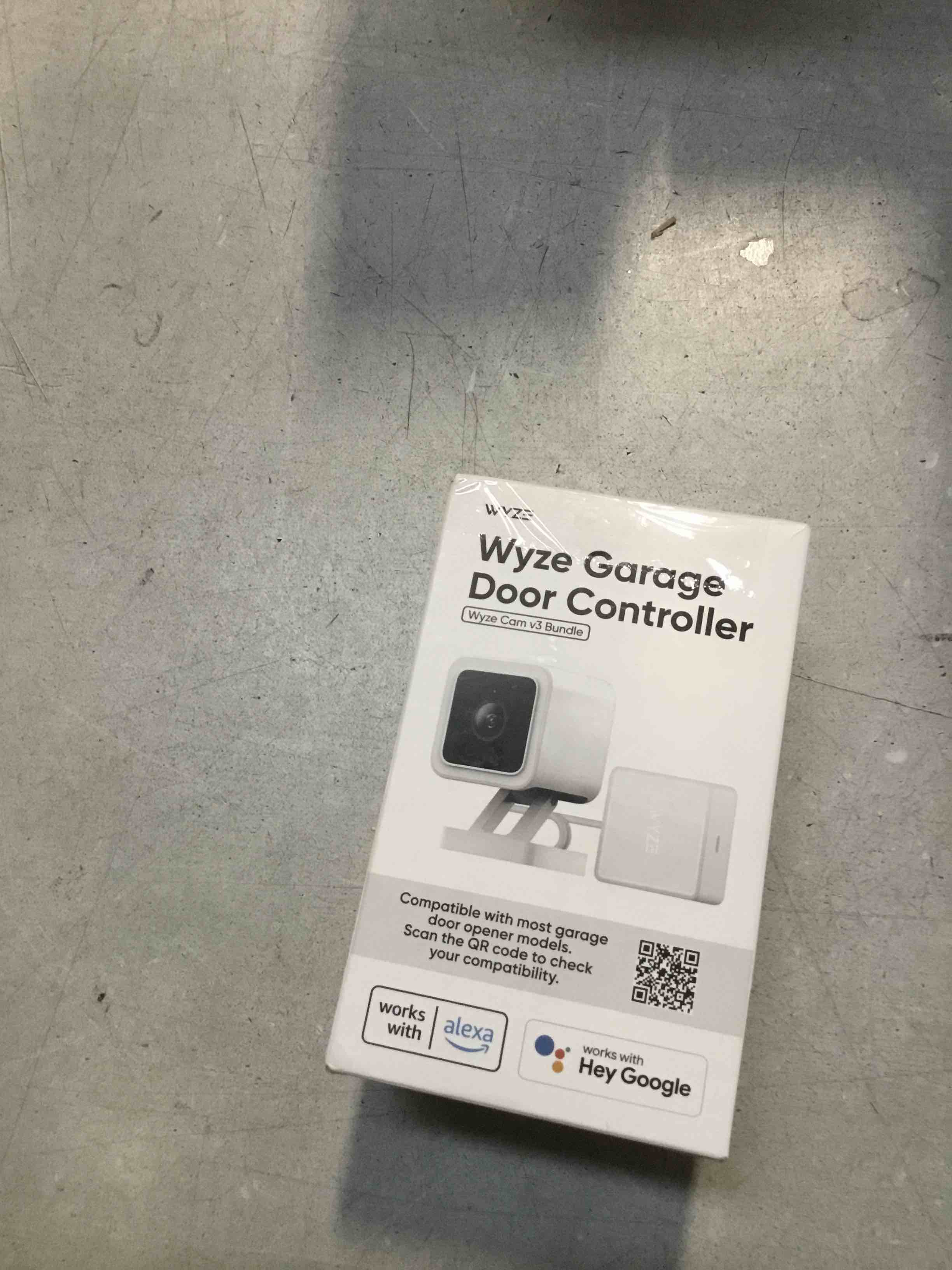 https://s3.amazonaws.com/lotting-images-prod/bidfta/_1738686532844.jpeg