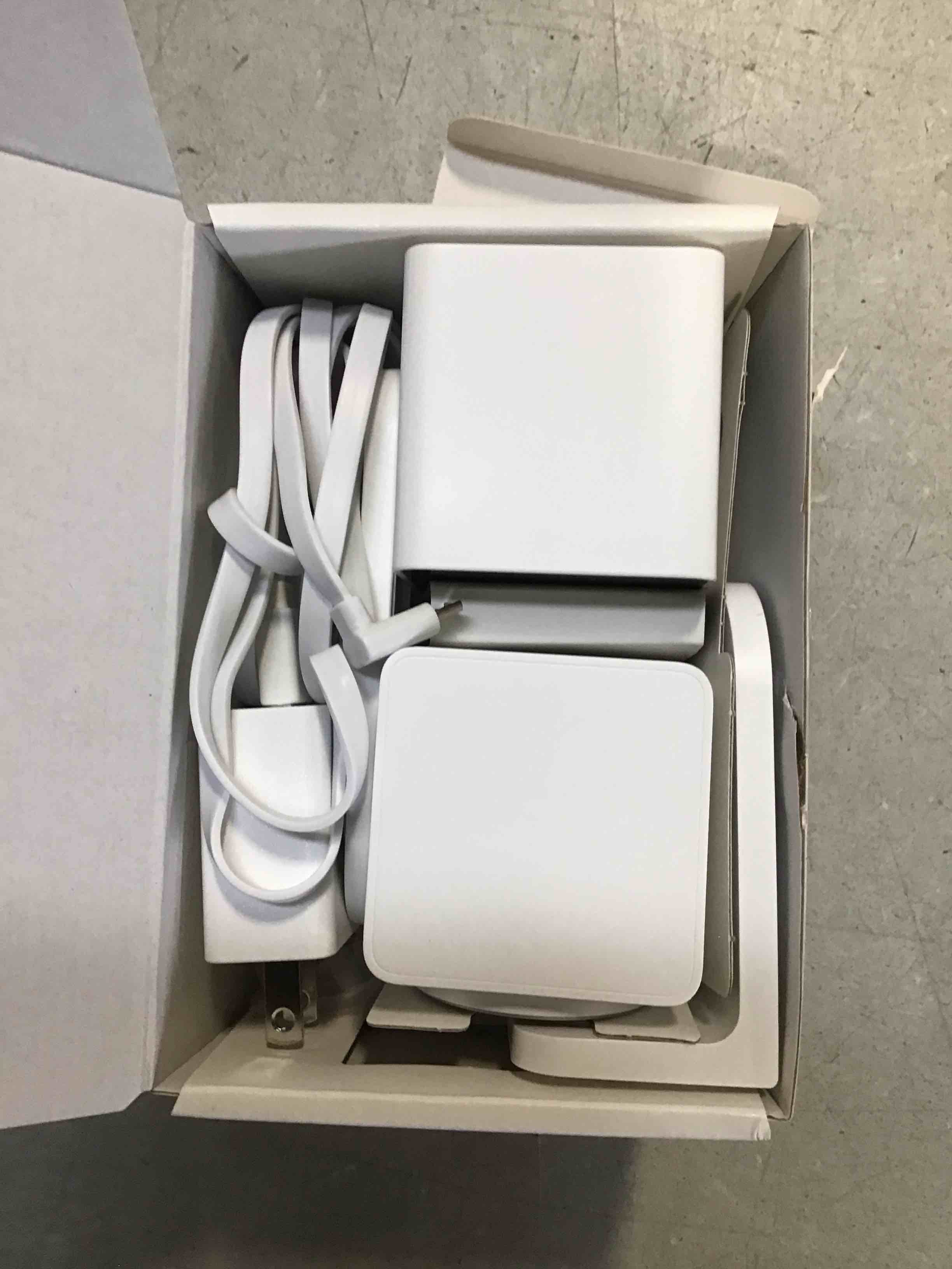 https://s3.amazonaws.com/lotting-images-prod/bidfta/_1738772733058.jpeg