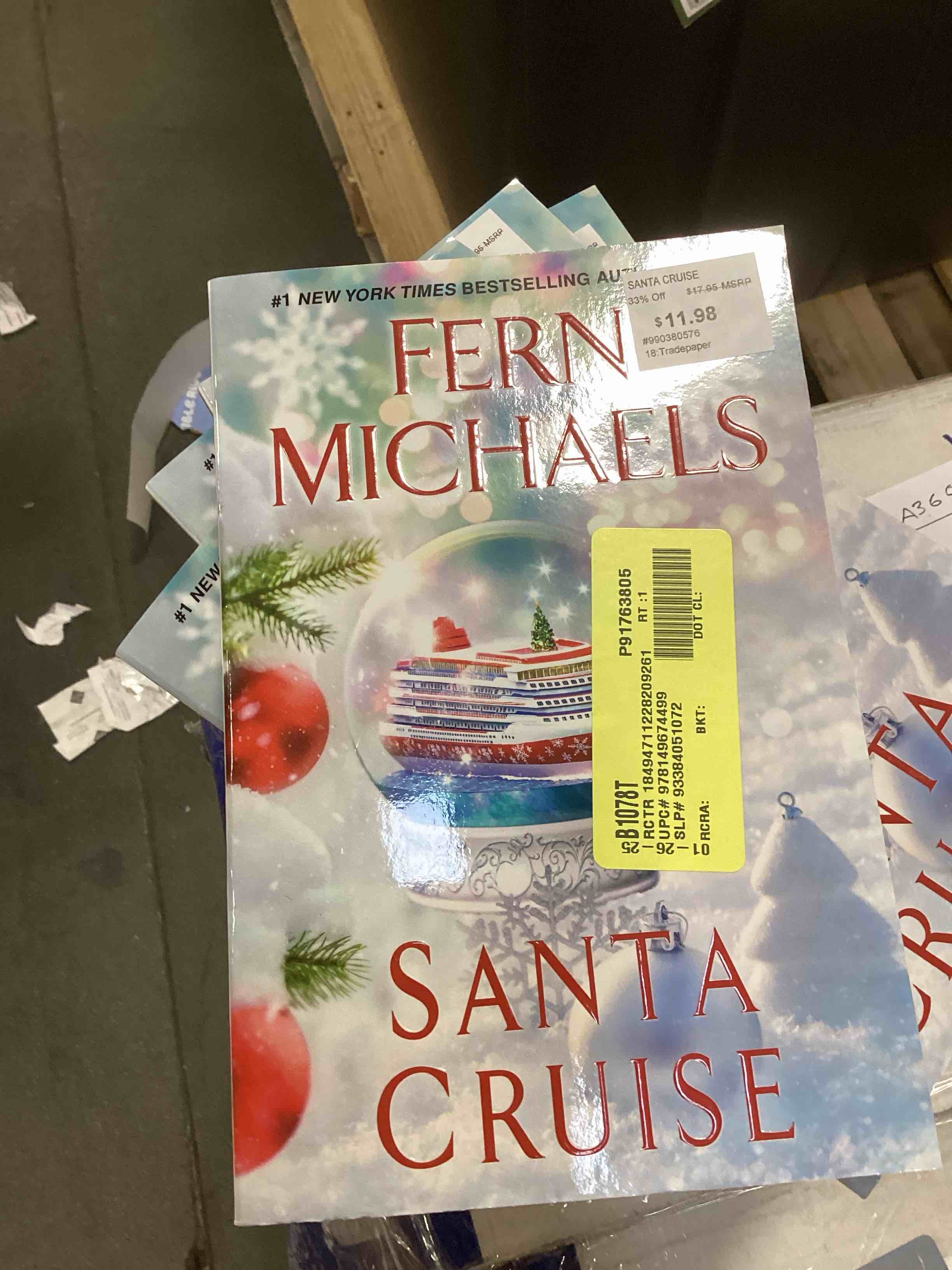 Santa Cruise: A Festive and Fun Holiday Story