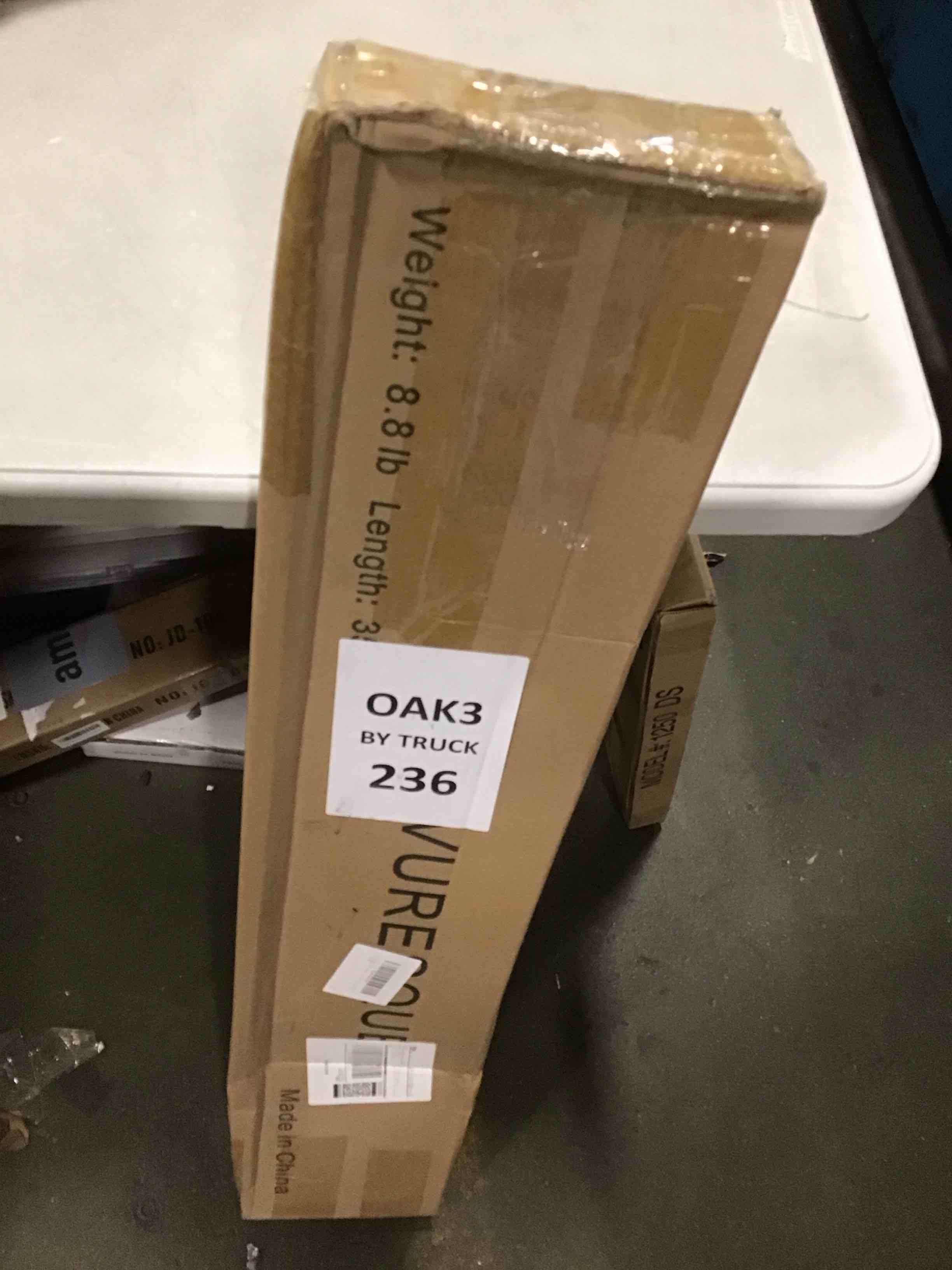 https://s3.amazonaws.com/lotting-images-prod/bidfta/_1738788124567.jpeg