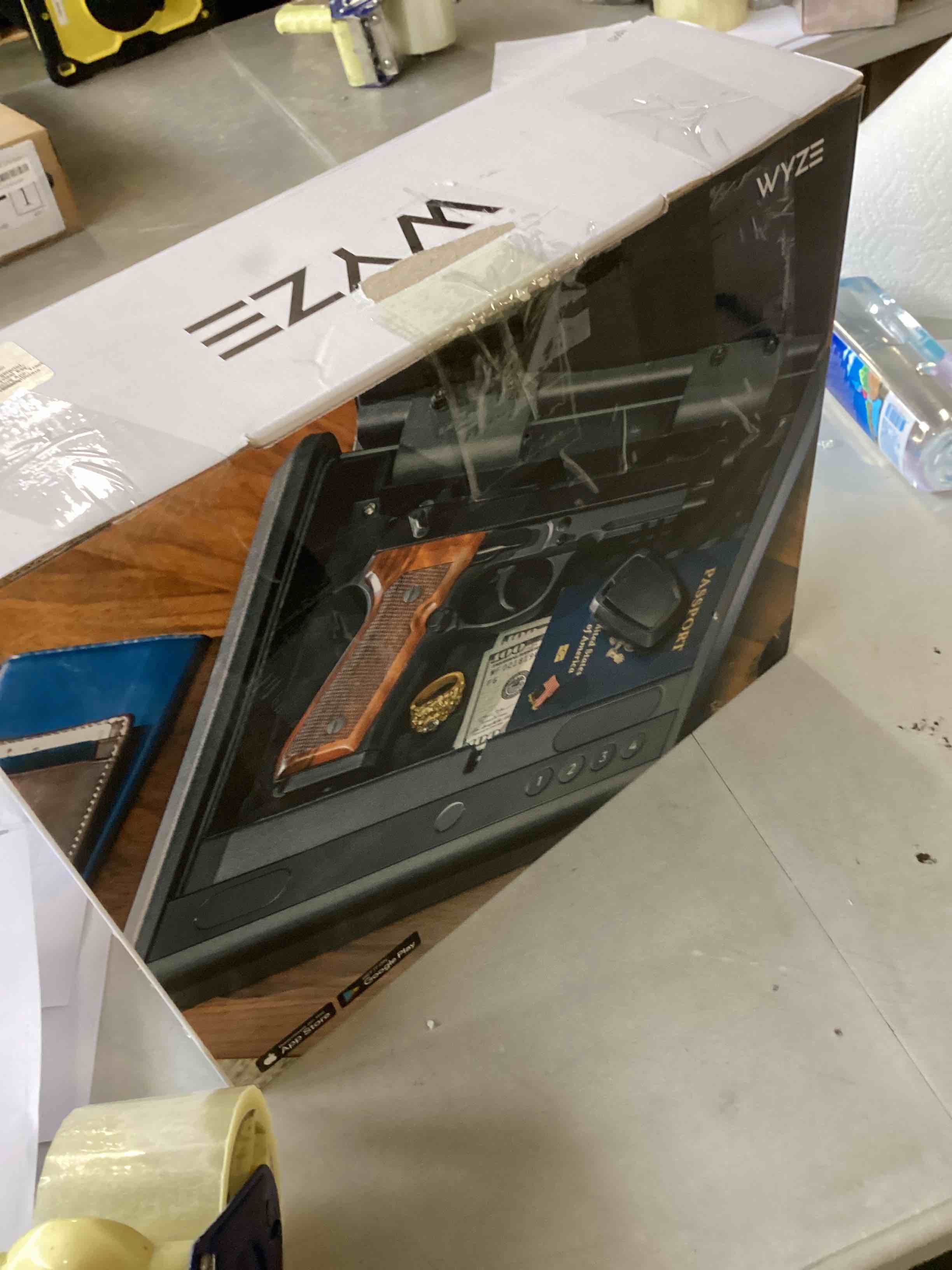 https://s3.amazonaws.com/lotting-images-prod/bidfta/_1738858037182.jpeg
