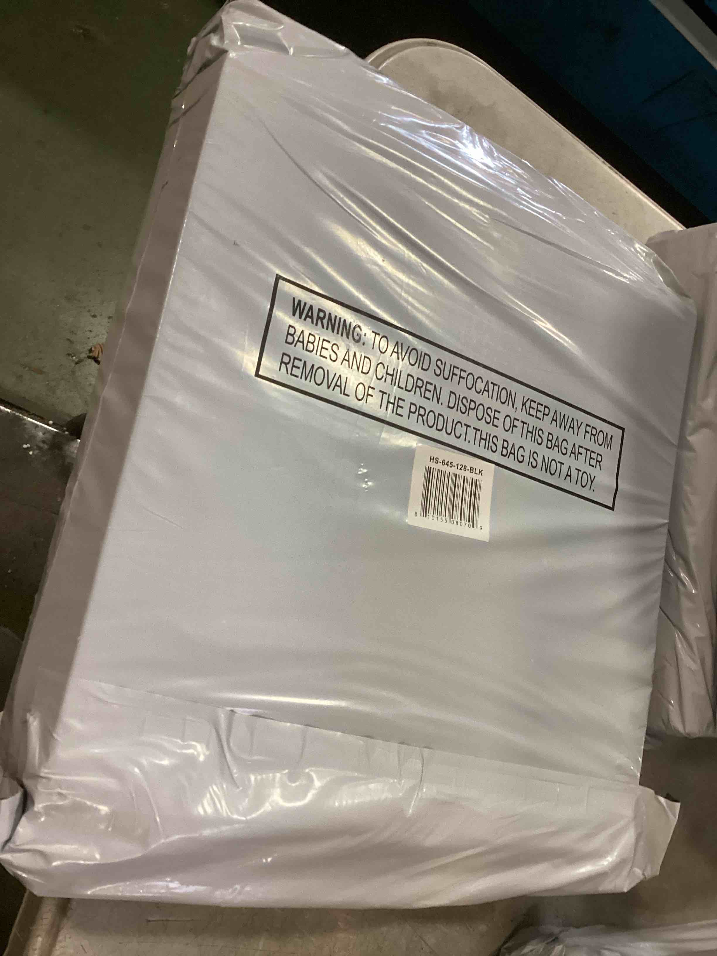 https://s3.amazonaws.com/lotting-images-prod/bidfta/_1738873514618.jpeg