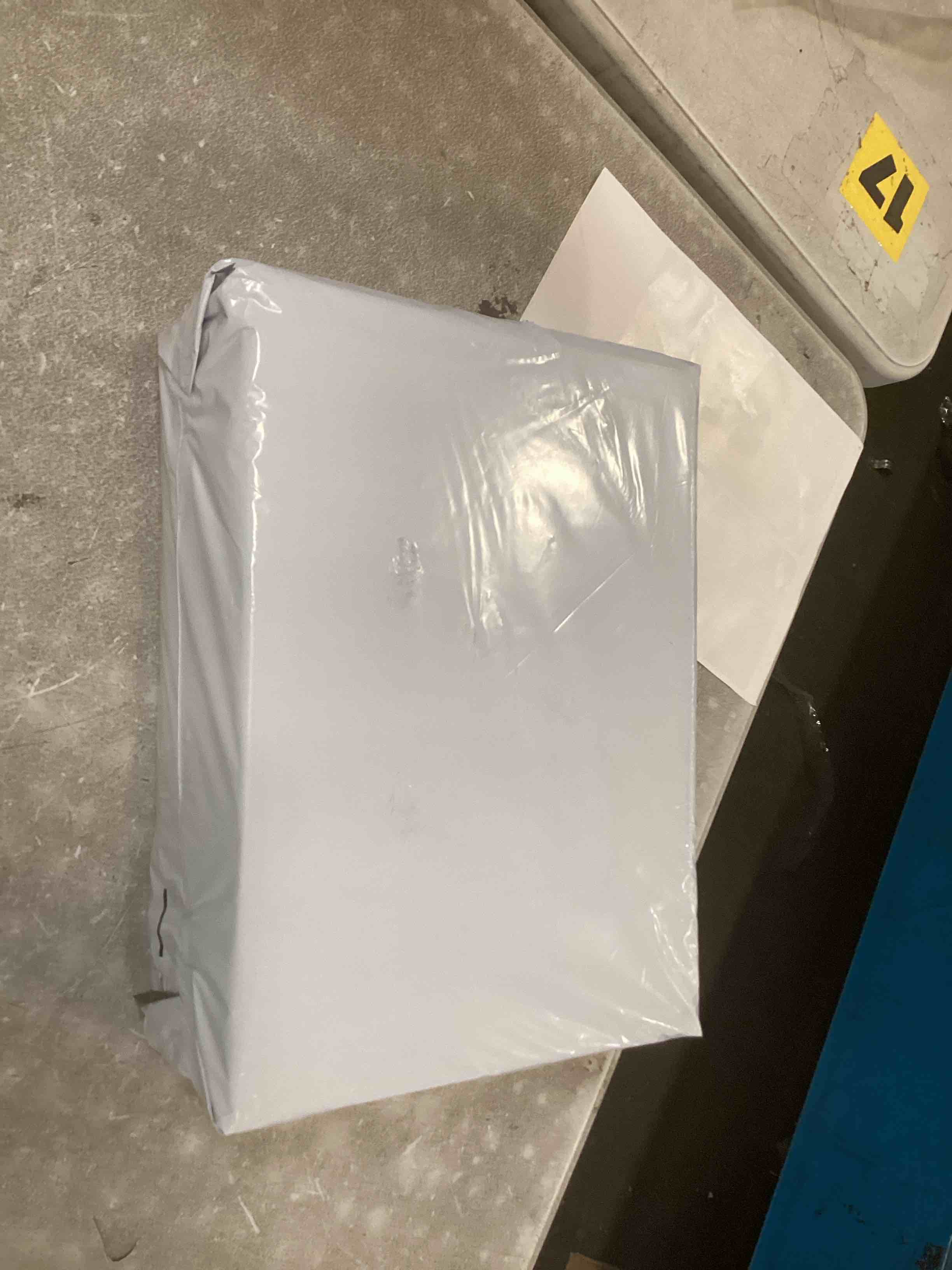 https://s3.amazonaws.com/lotting-images-prod/bidfta/_1738875134556.jpeg