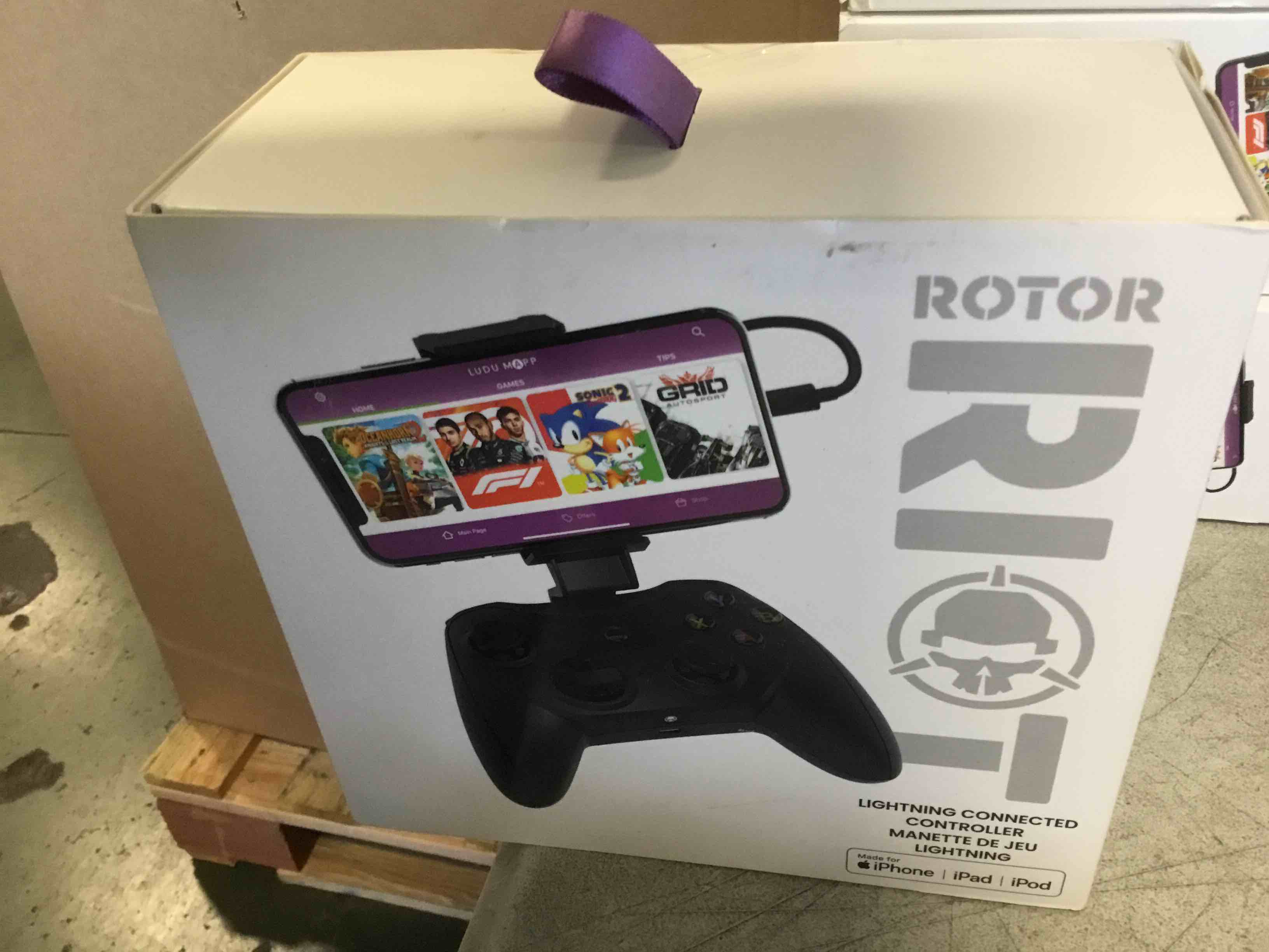 https://s3.amazonaws.com/lotting-images-prod/bidfta/_1738875471013.jpeg