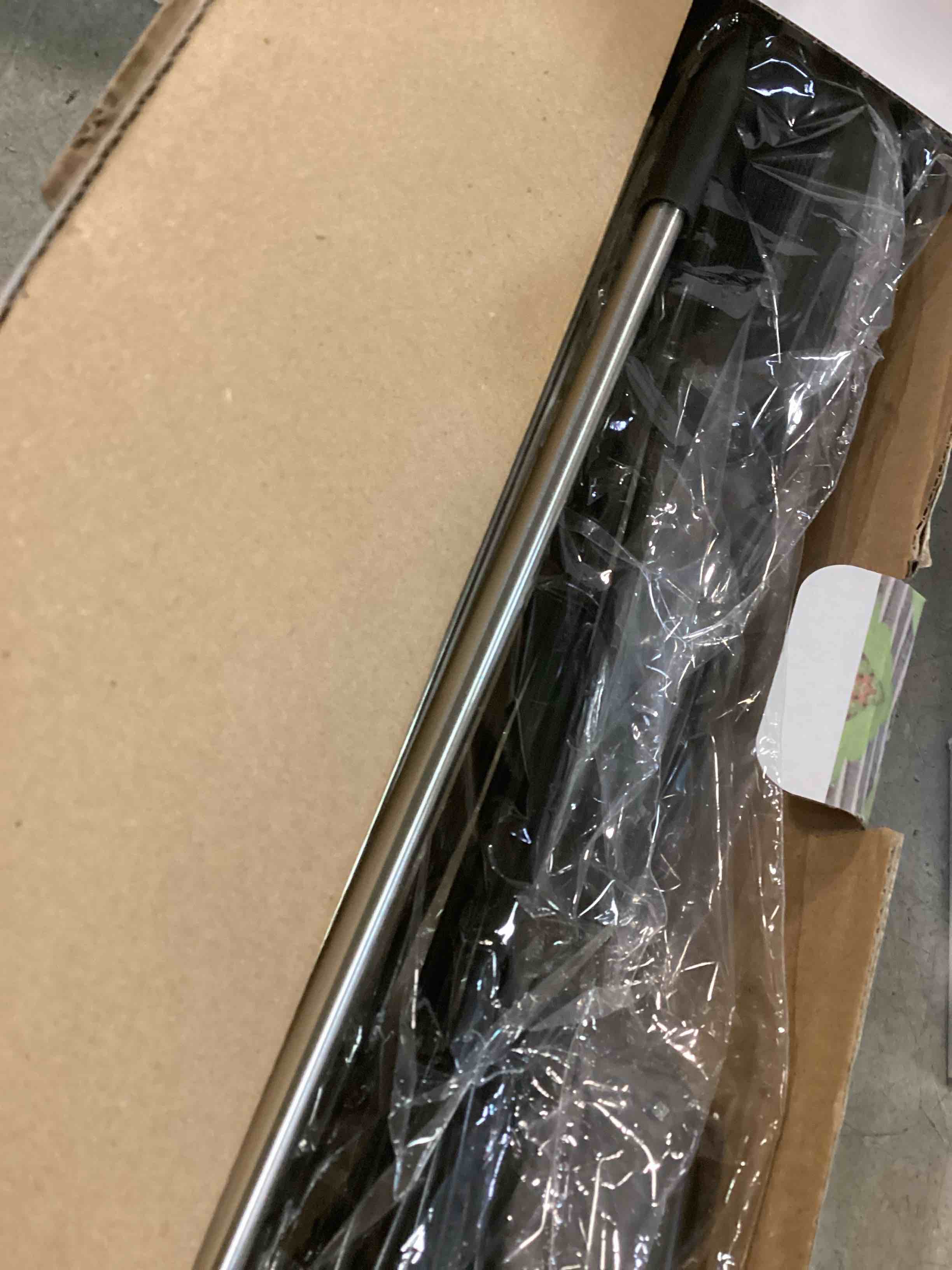 https://s3.amazonaws.com/lotting-images-prod/bidfta/_1738934680484.jpeg