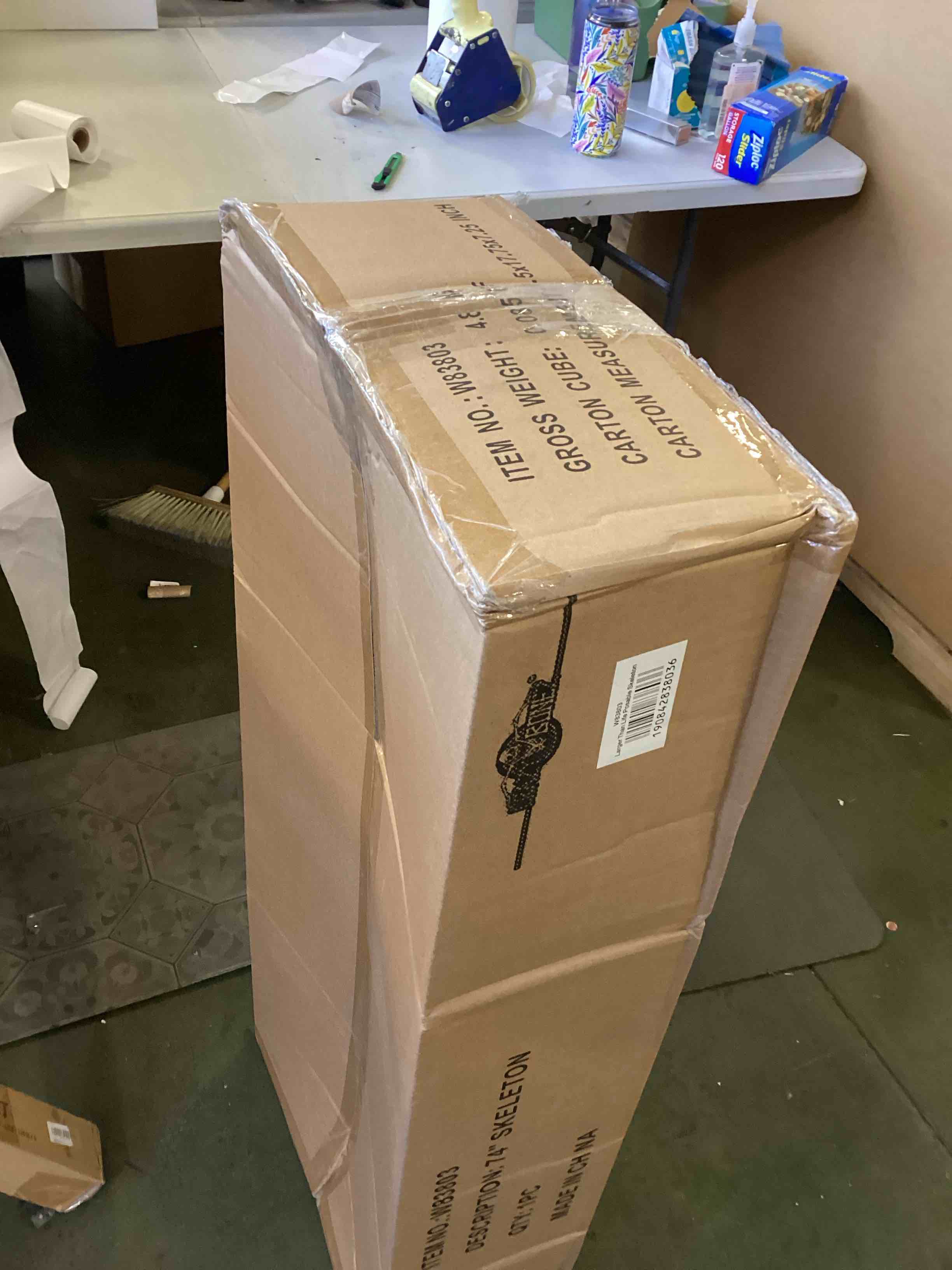 https://s3.amazonaws.com/lotting-images-prod/bidfta/_1738951635859.jpeg