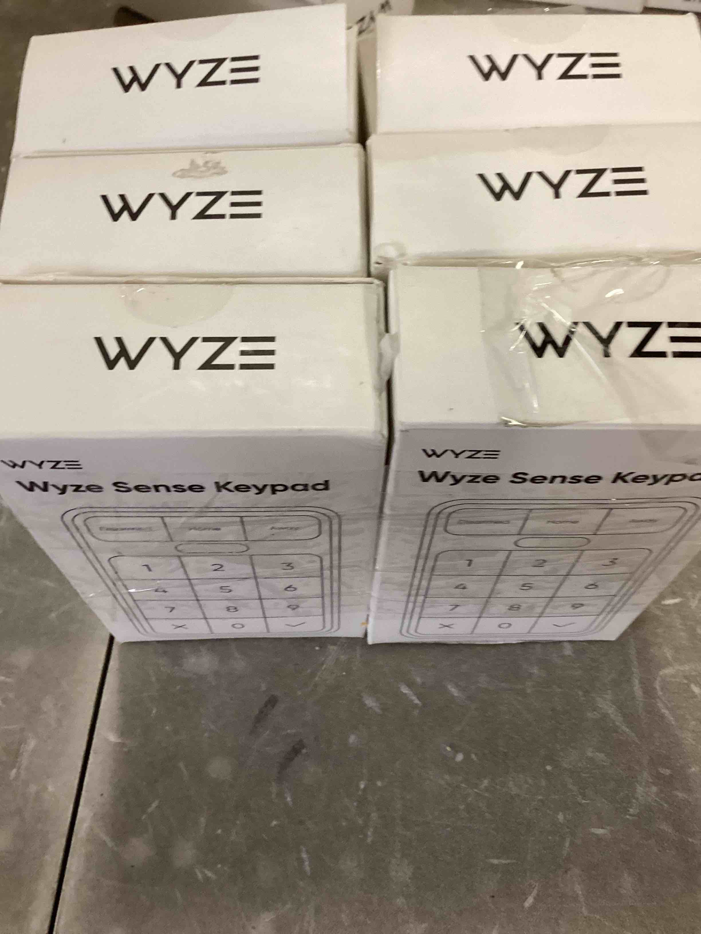 https://s3.amazonaws.com/lotting-images-prod/bidfta/_1738961619357.jpeg