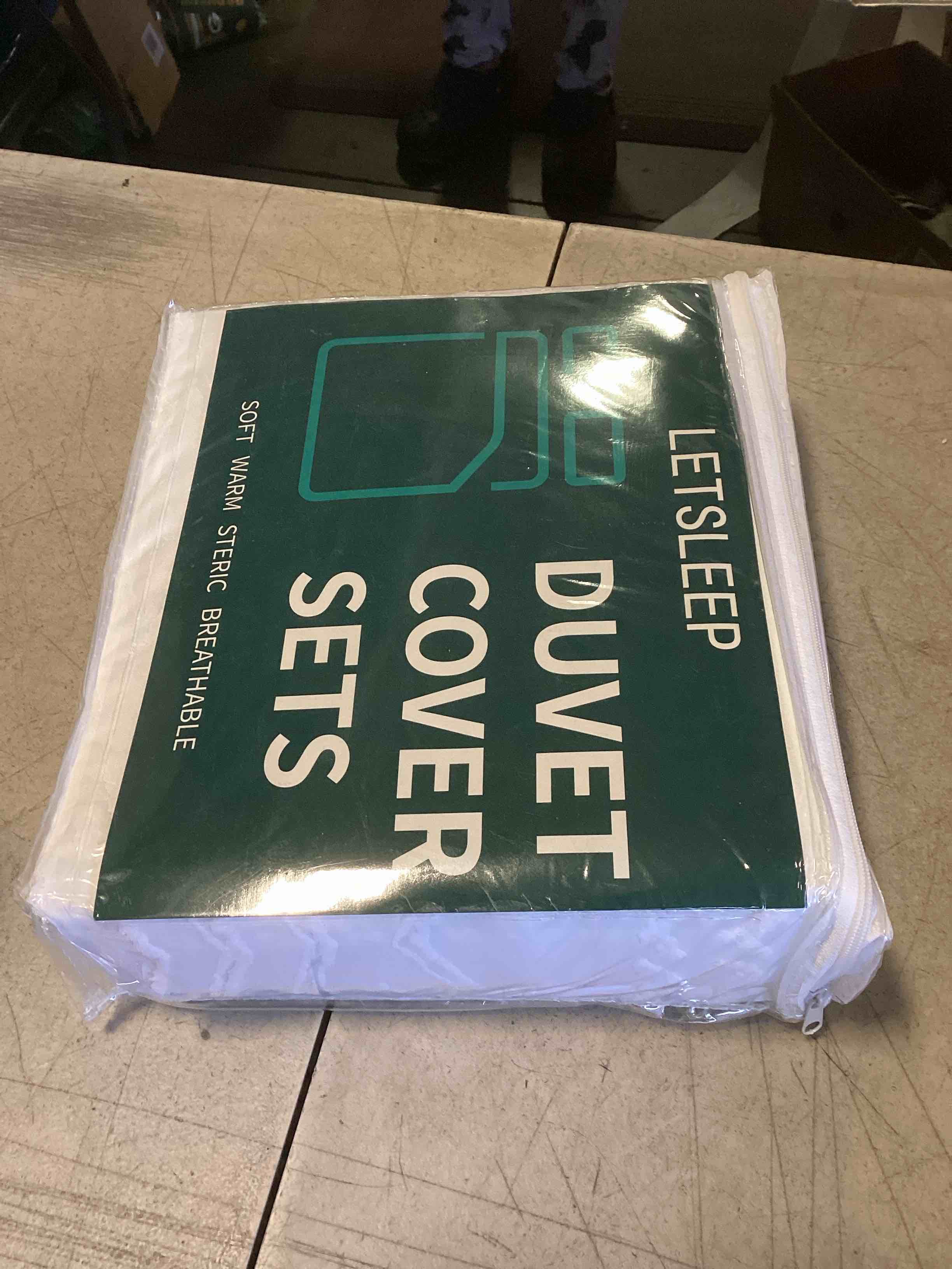 https://s3.amazonaws.com/lotting-images-prod/bidfta/_1739205075510.jpeg