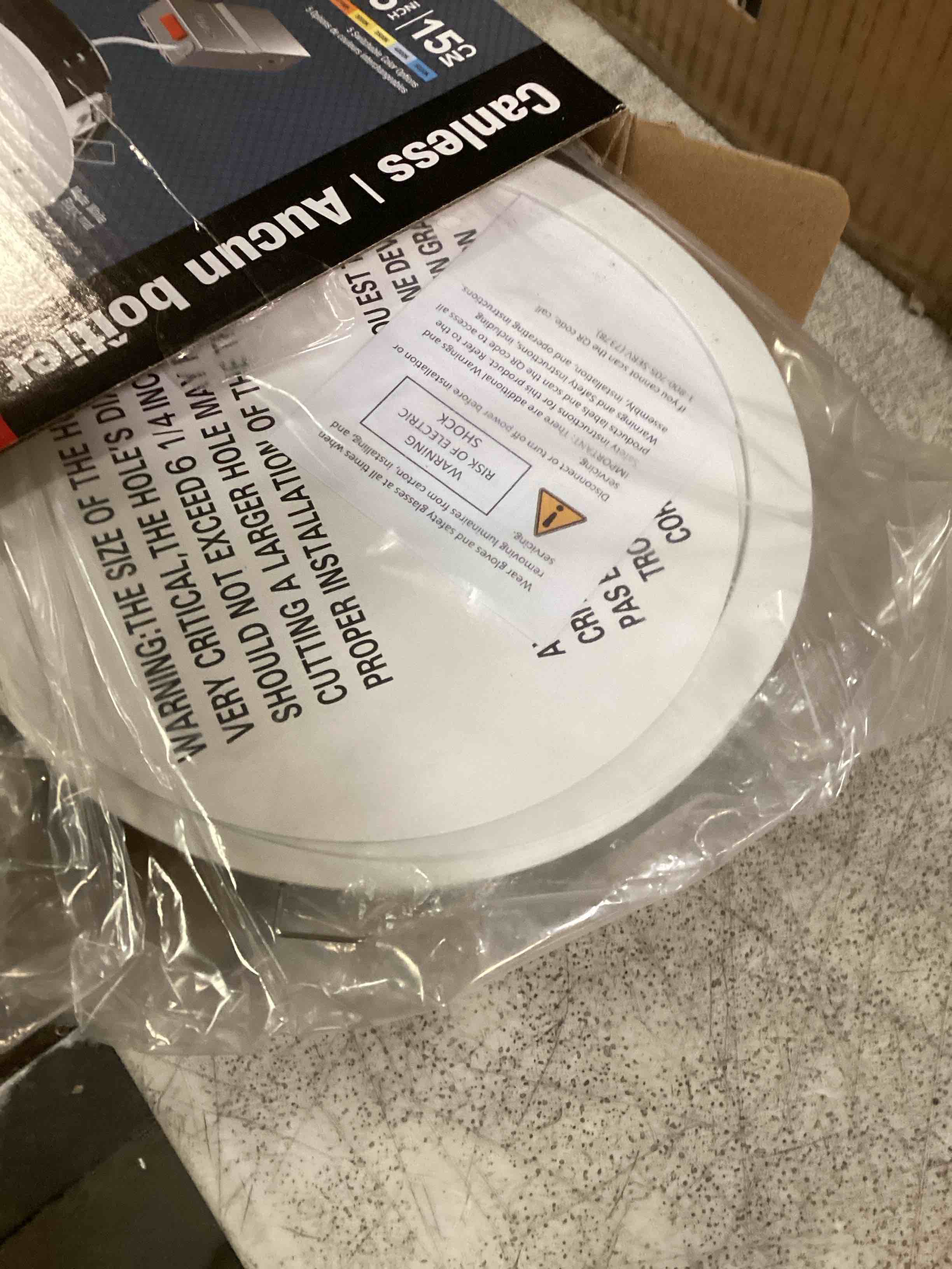 https://s3.amazonaws.com/lotting-images-prod/bidfta/_1739216827890.jpeg