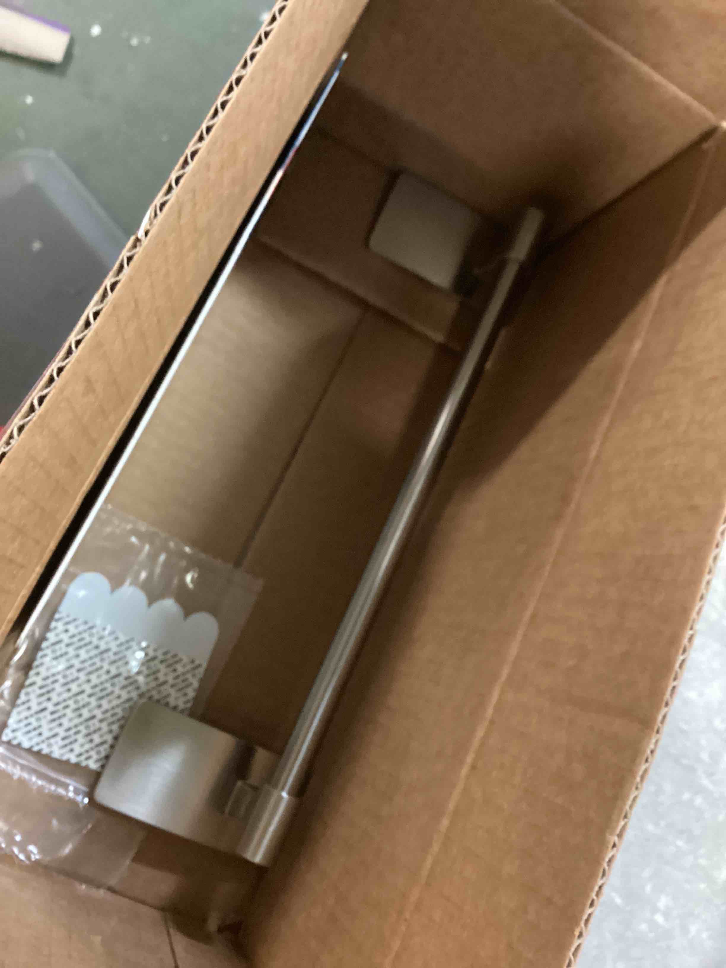 https://s3.amazonaws.com/lotting-images-prod/bidfta/_1739284384166.jpeg