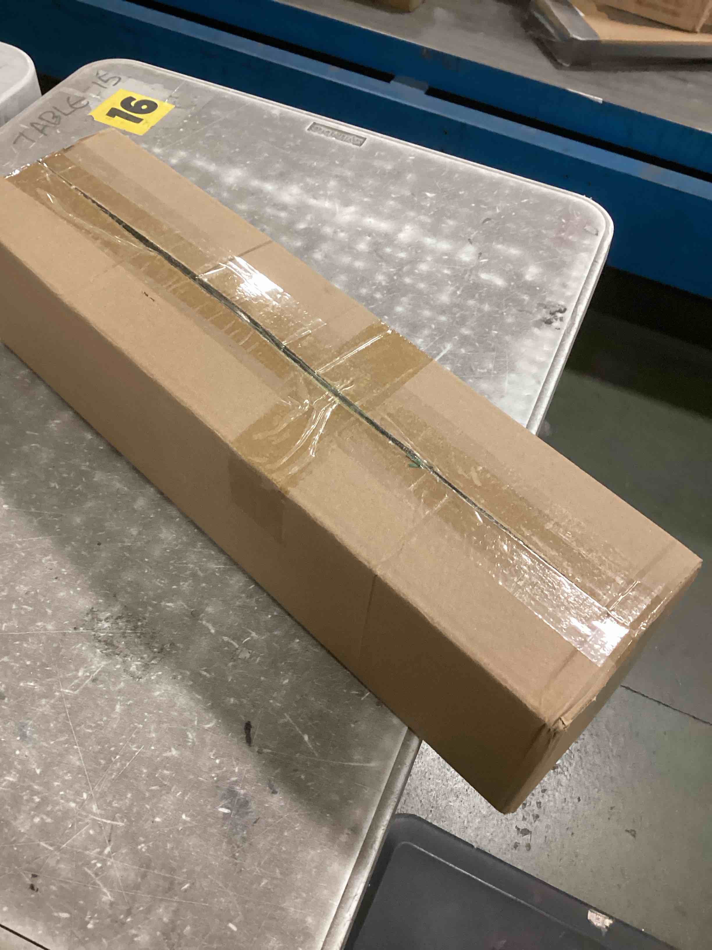 https://s3.amazonaws.com/lotting-images-prod/bidfta/_1739367338303.jpeg