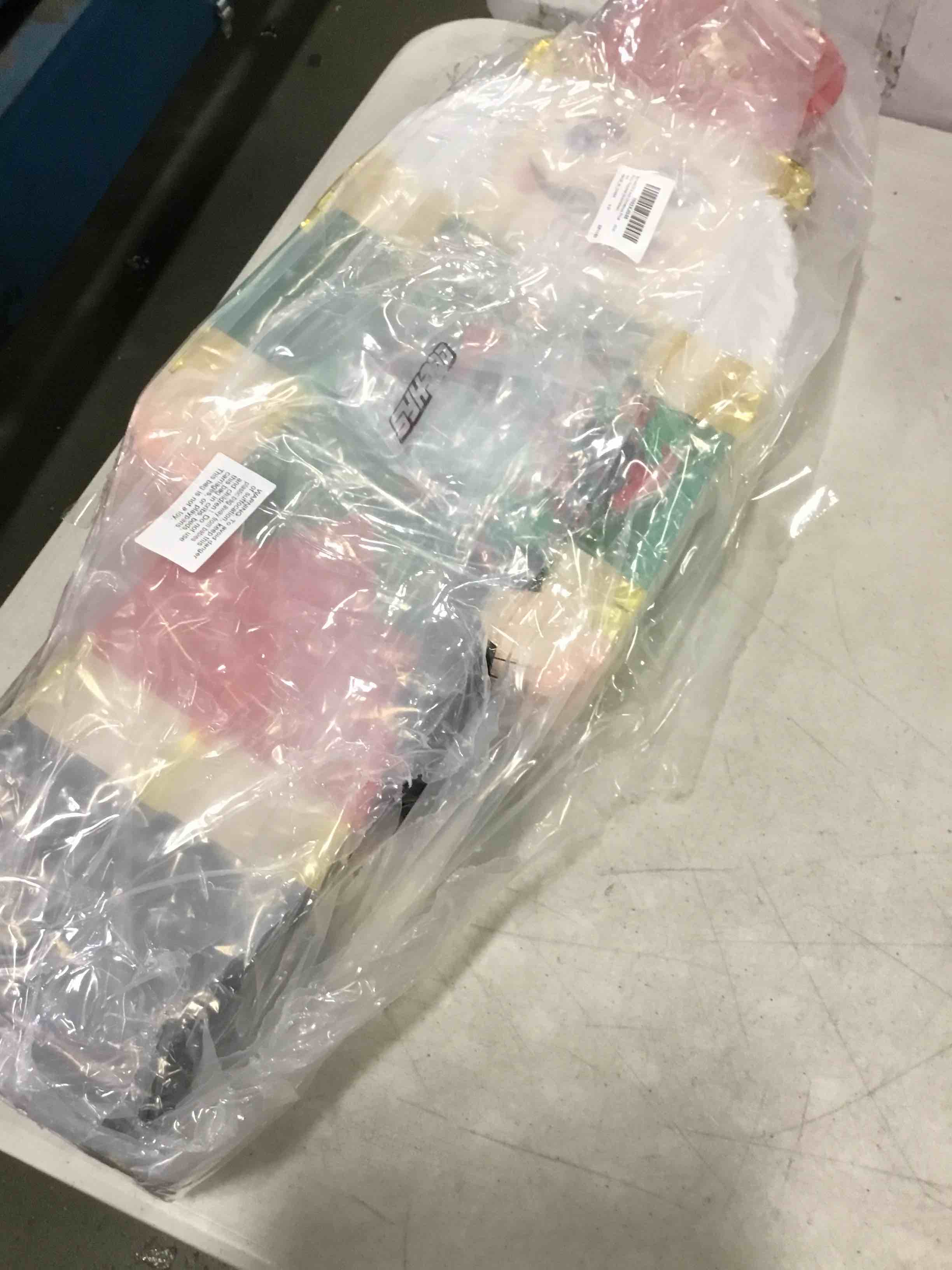 https://s3.amazonaws.com/lotting-images-prod/bidfta/_1739379893867.jpeg